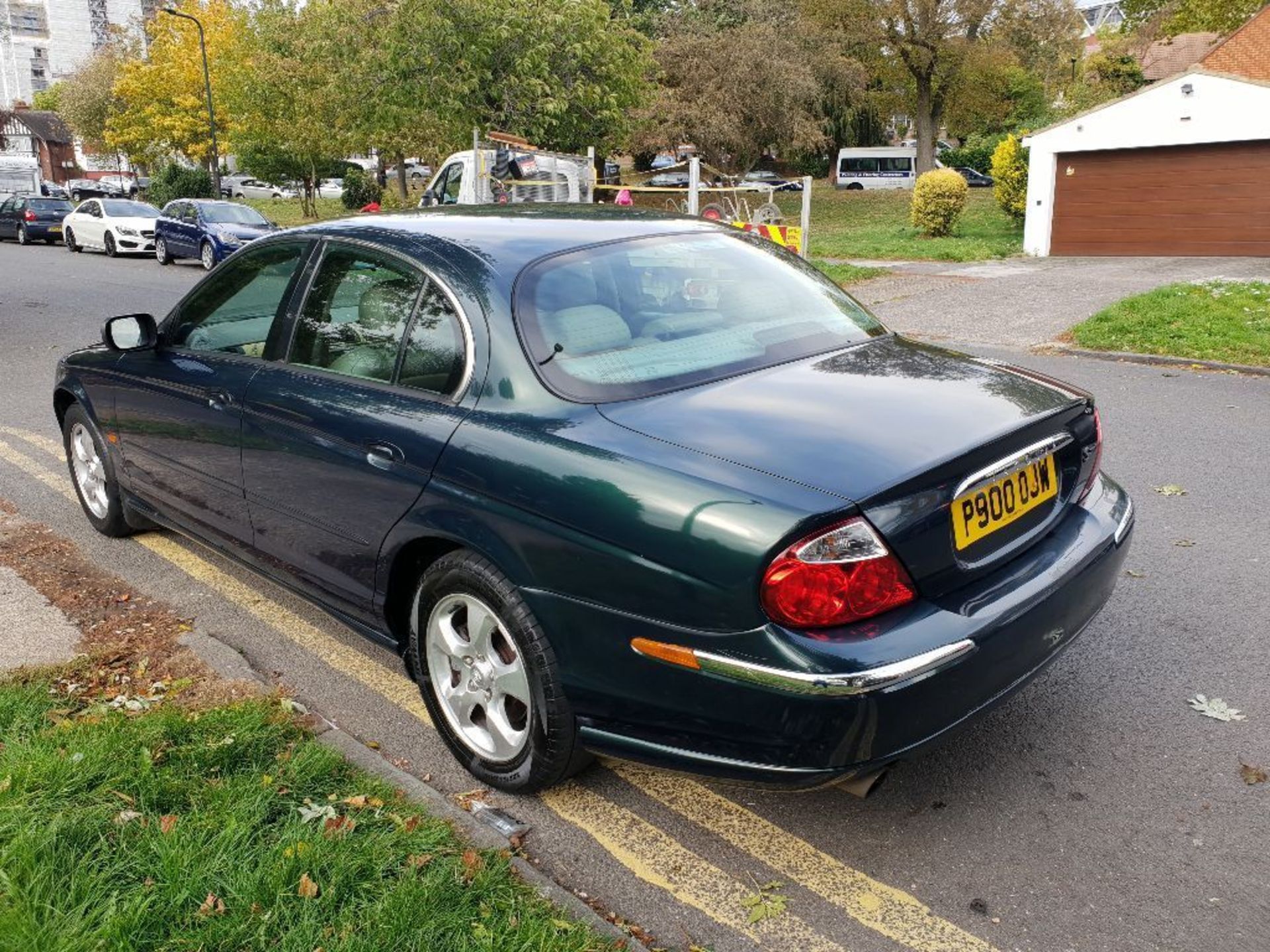 1999 JAGUAR S-TYPE 4.0L V8 AUTOMATIC PETROL 4 DOOR SALOON - FULL STAMPED SERVICE HISTORY *NO VAT* - Image 3 of 12