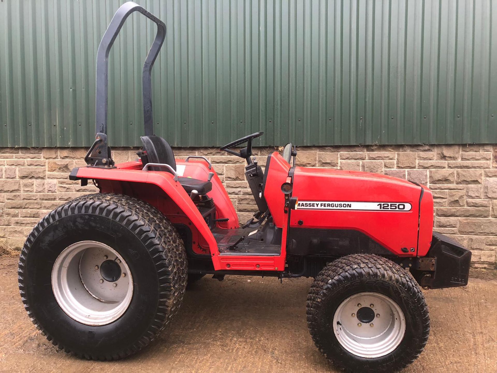 MASSEY FERGUSON 1250 COMPACT TRACTOR *PLUS VAT*