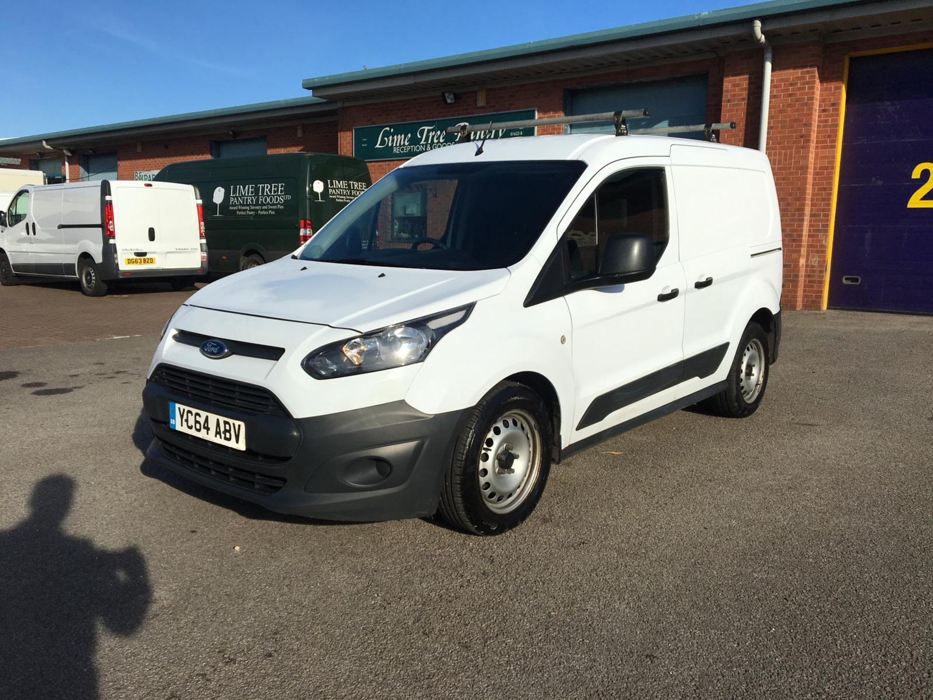 2014/64 REG FORD TRANSIT CONNECT 200 WHITE DIESEL PANEL VAN, SHOWING 0 FORMER KEEPERS *NO VAT* - Image 3 of 11