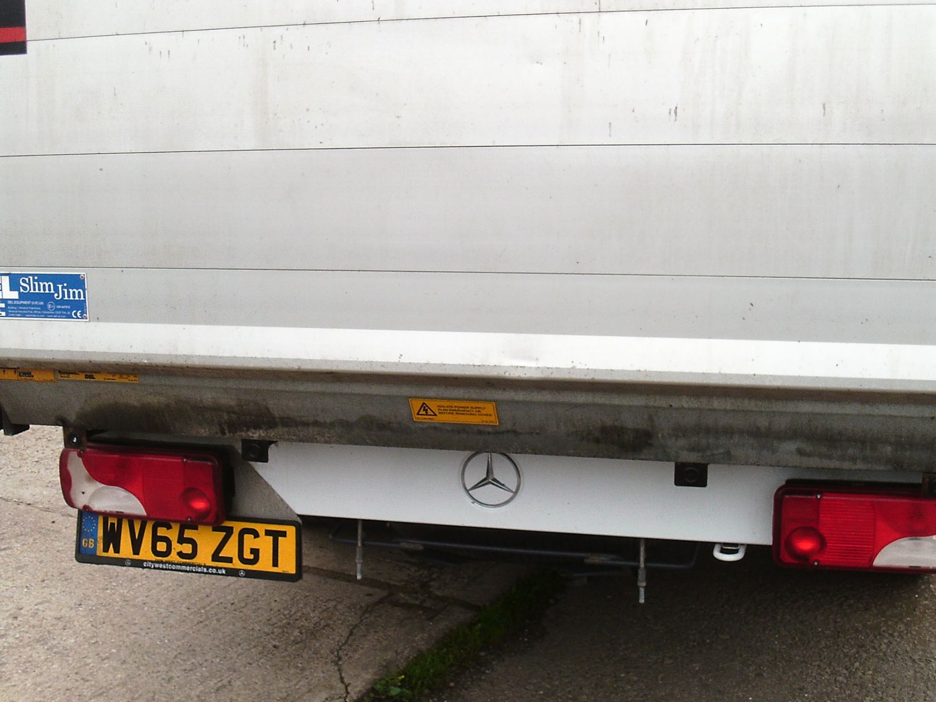 2015/65 REG MERCEDES-BENZ SPRINTER 313 CDI DIESEL LUTON VAN - TAIL LIFT, SHOWING 0 FORMER KEEPERS - Image 7 of 18