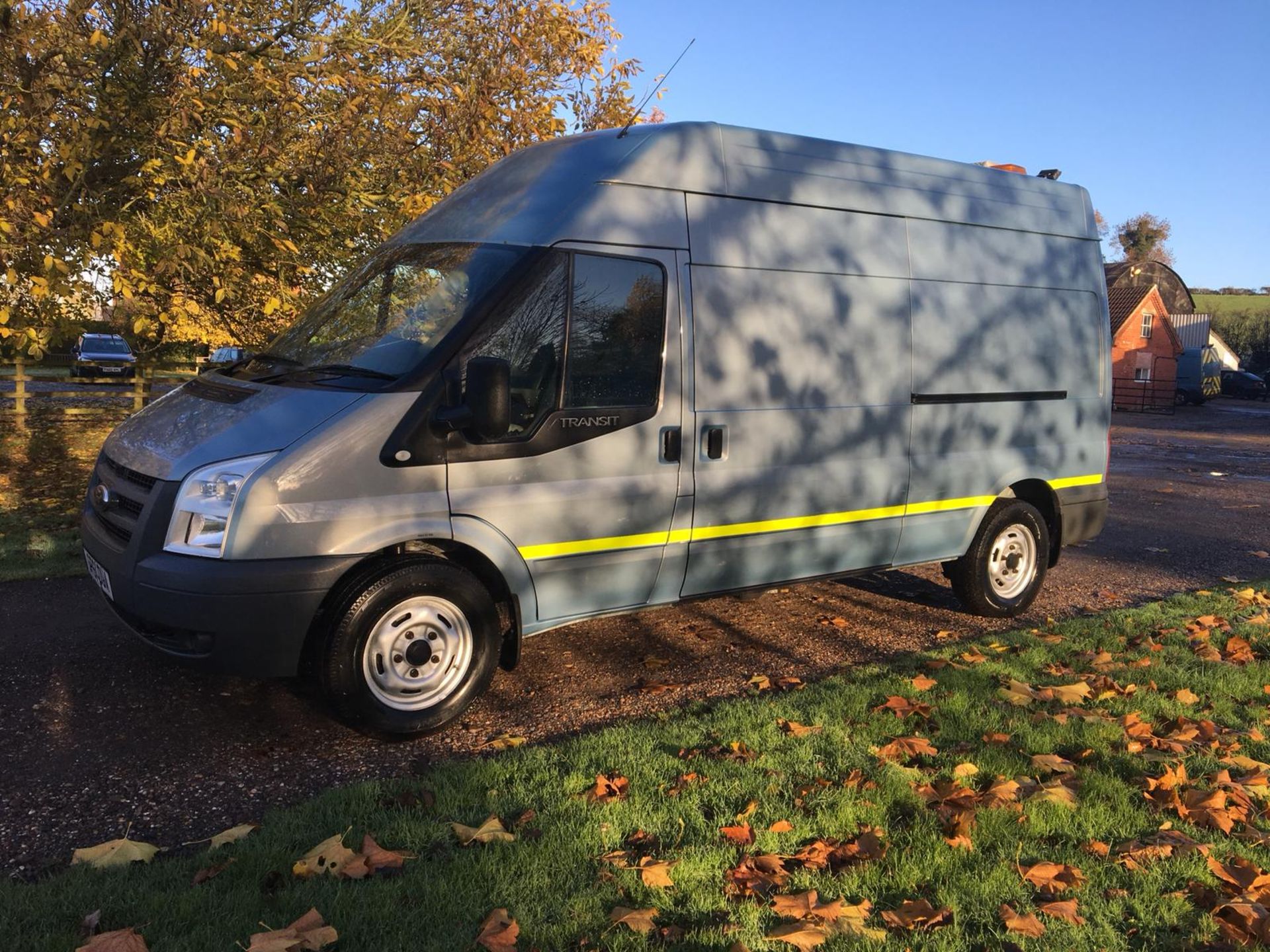 2011/61 REG FORD TRANSIT 115 T350L RWD BLUE DIESEL PANEL VAN, COMPRESSOR & ELECTRICS WORK - Image 3 of 12