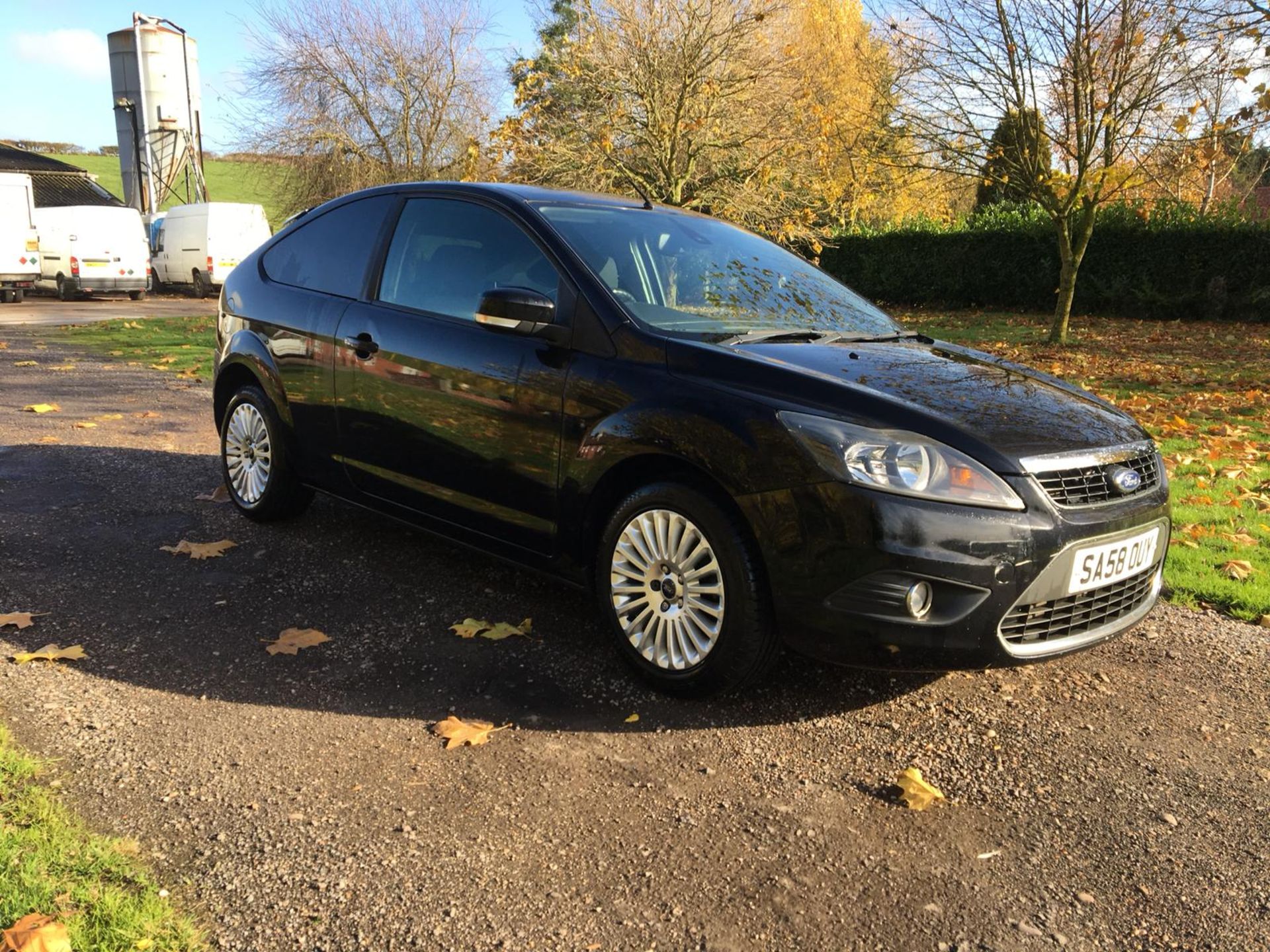 2008/58 REG FORD FOCUS TITANIUM TURBO DIESEL 136 BLACK 3 DOOR HATCHBACK, SHOWING 1 FORMER KEEPER