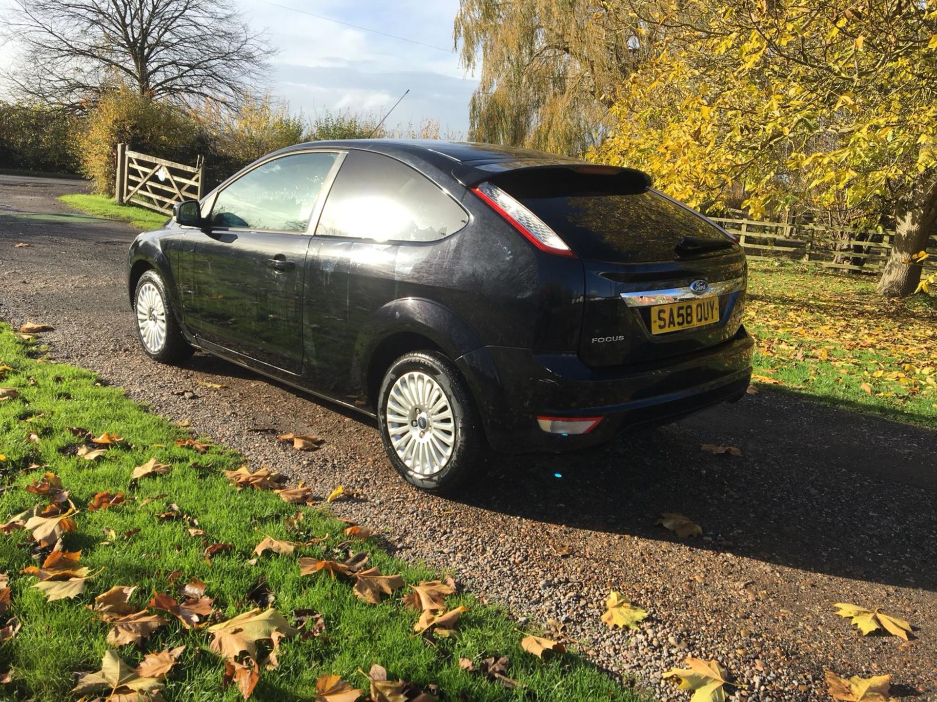 2008/58 REG FORD FOCUS TITANIUM TURBO DIESEL 136 BLACK 3 DOOR HATCHBACK, SHOWING 1 FORMER KEEPER - Image 5 of 13