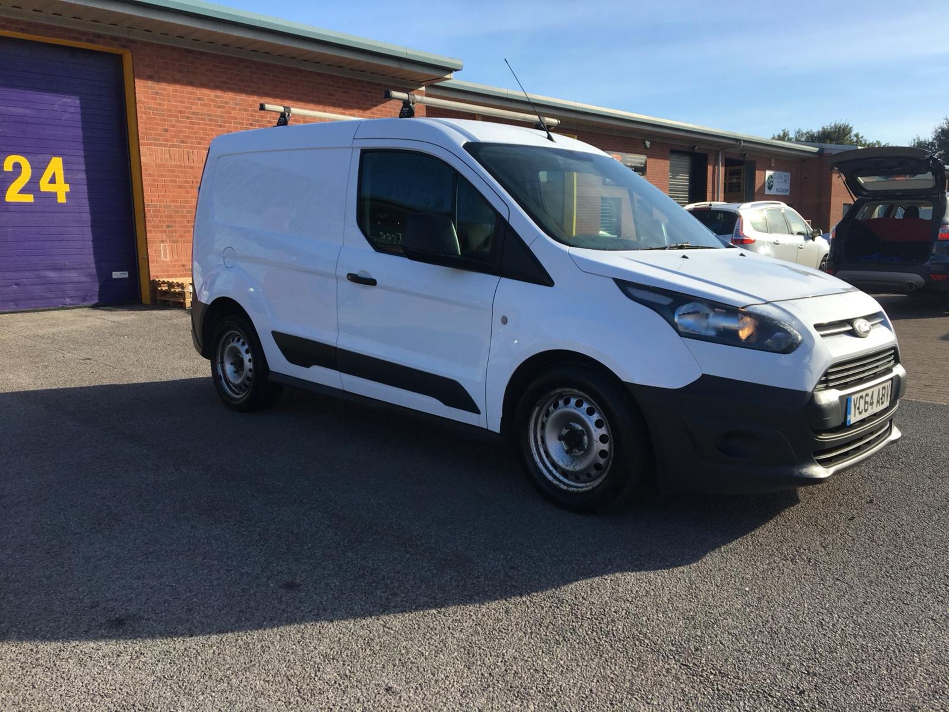 2014/64 REG FORD TRANSIT CONNECT 200 WHITE DIESEL PANEL VAN, SHOWING 0 FORMER KEEPERS *NO VAT*