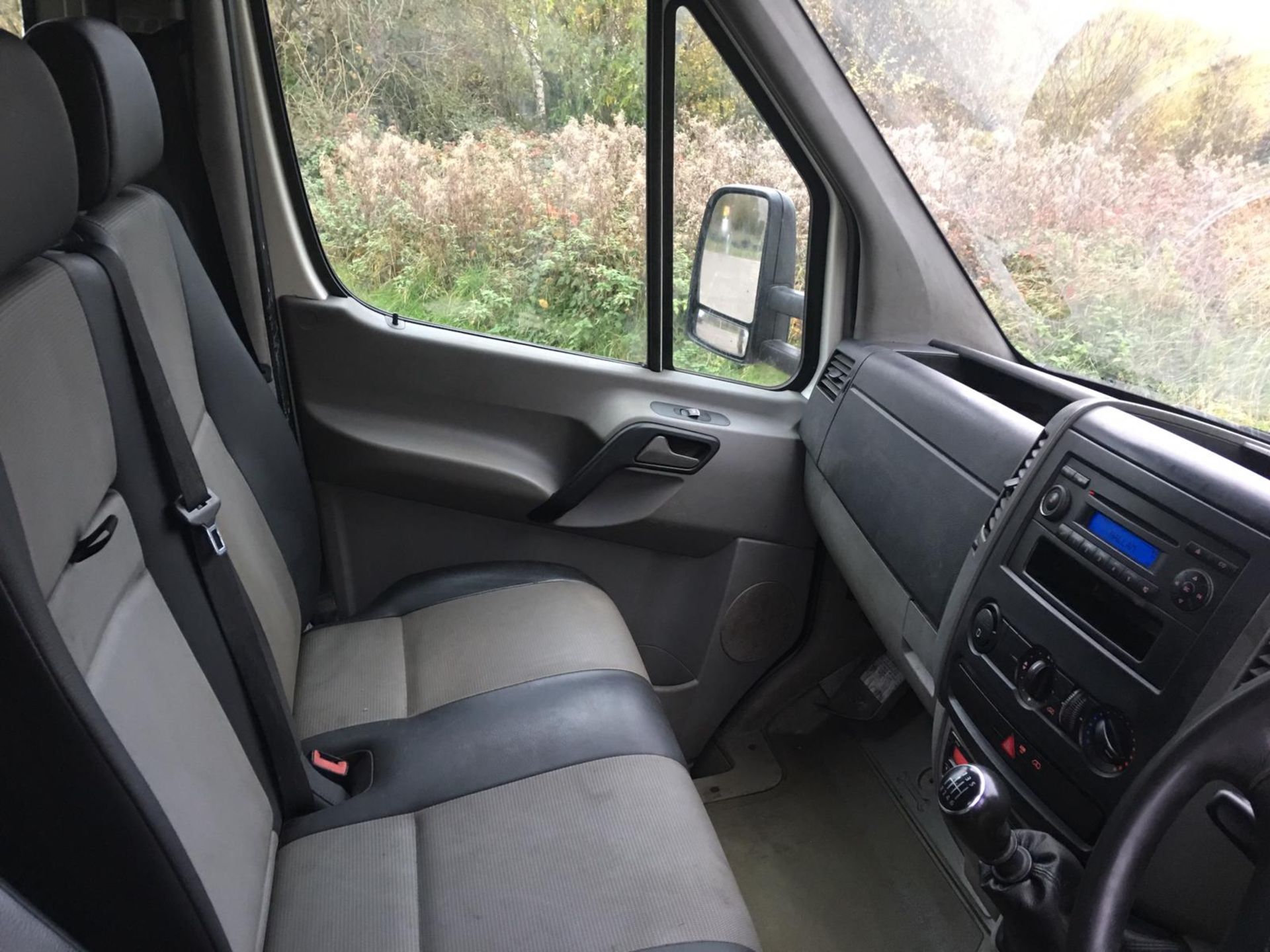 2014/64 REG VOLKSWAGEN CRAFTER CR50 STARTLINE TD DIESEL TIPPER, SHOWING 1 FORMER KEEPER *NO VAT* - Image 16 of 20