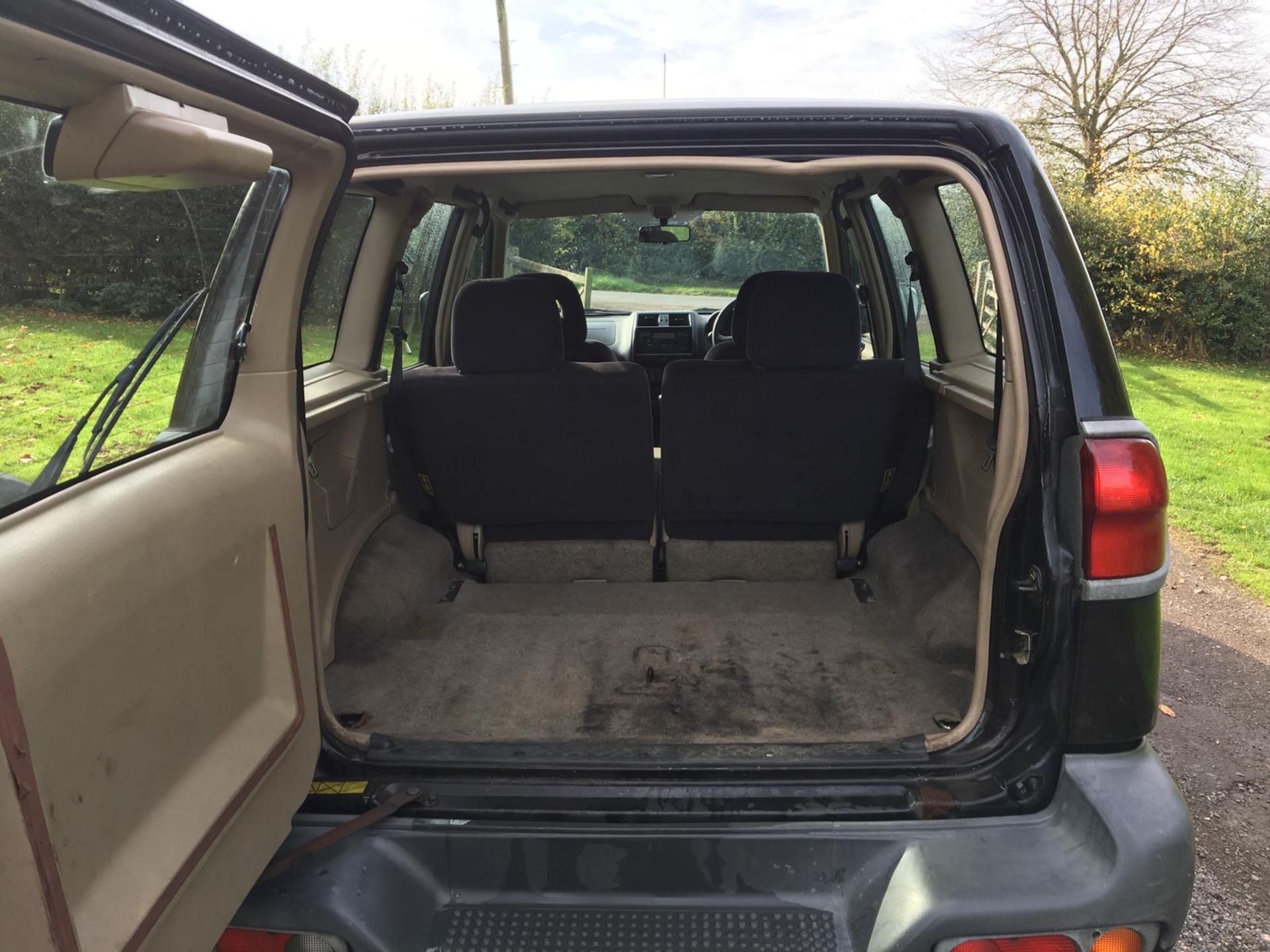 2003 NISSAN TERRANO BLACK DIESEL ESTATE, SHOWING 2 FORMER KEEPERS *NO VAT* - Image 7 of 11