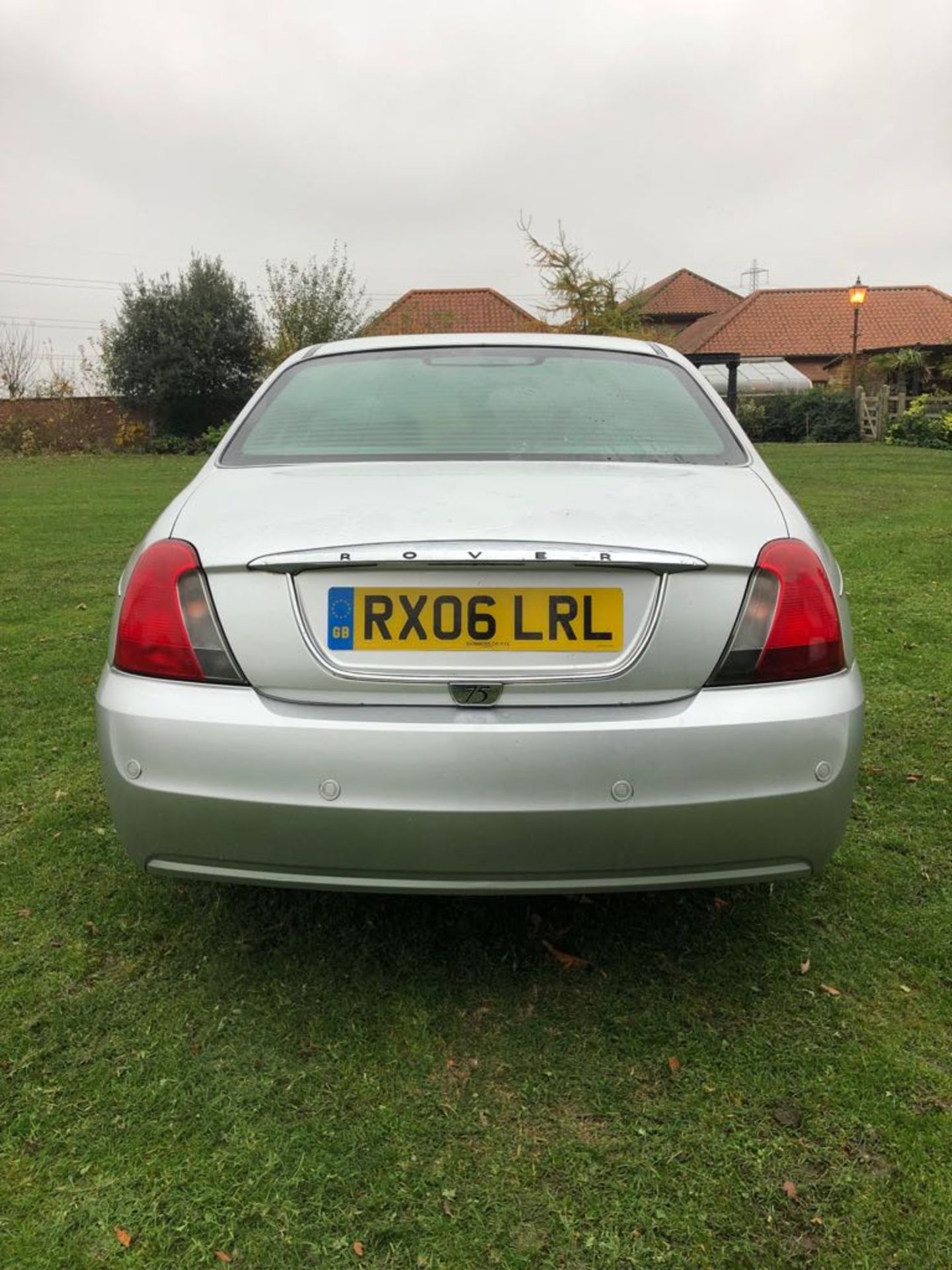 2006/06 REG ROVER 75 CONNOISSEUR SE T SILVER PETROL 4 DOOR SALOON, SHOWING 5 FORMER KEEPERS *NO VAT* - Image 4 of 25