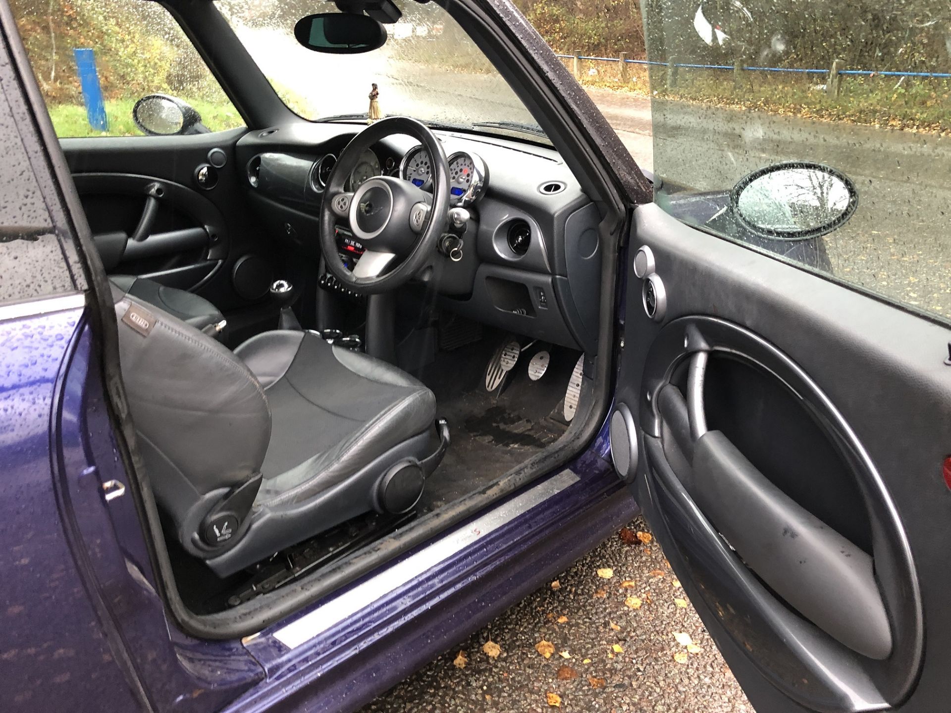 2004/54 REG MINI COOPER MAUVE/PURPLE 1.6 PETROL 3 DOOR HATCHBACK, SHOWING 4 FORMER KEEPERS *NO VAT* - Image 10 of 16