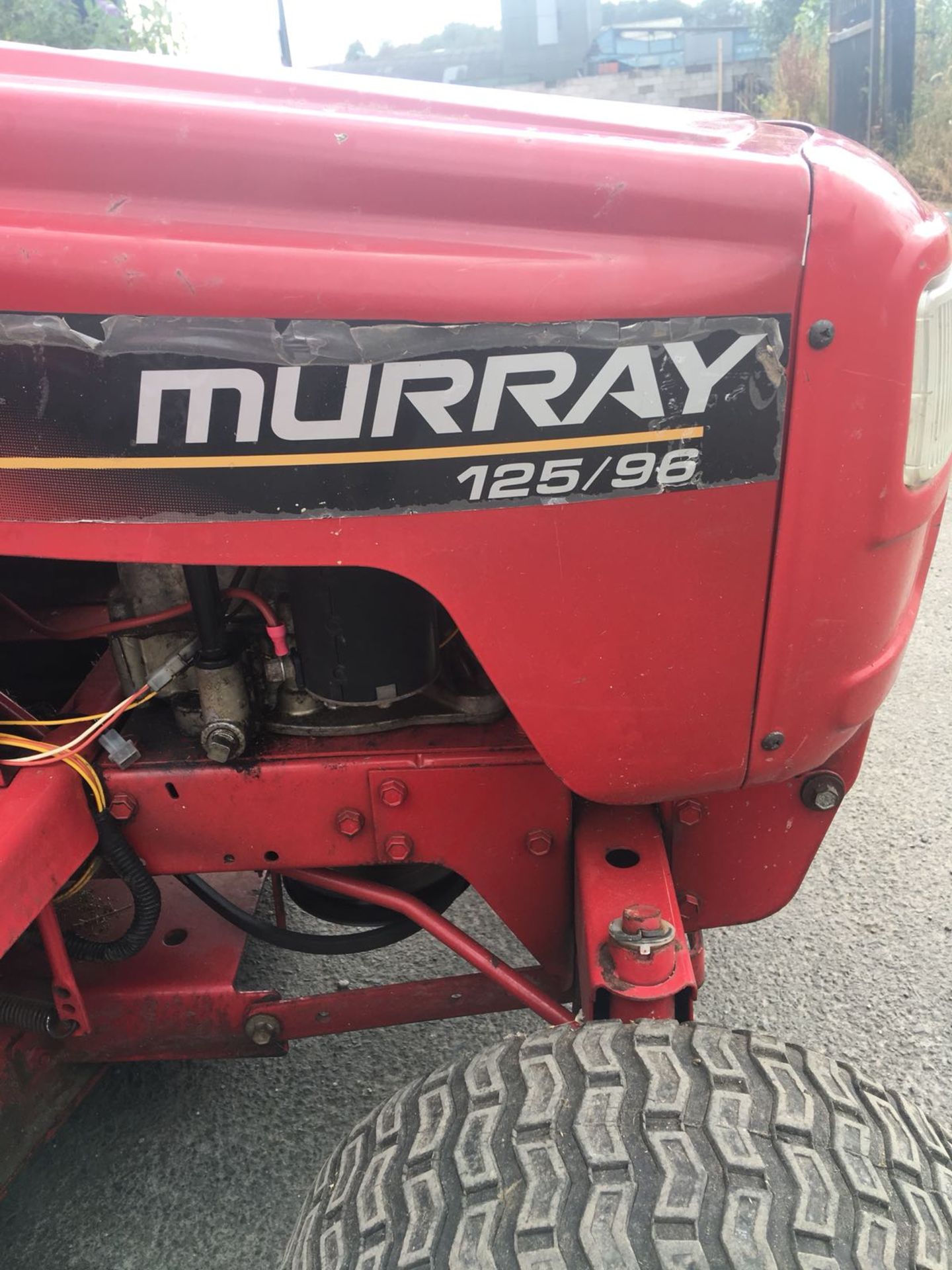 1998 MURRAY 125/96 RIDE ON LAWN MOWER *NO VAT* - Image 5 of 7