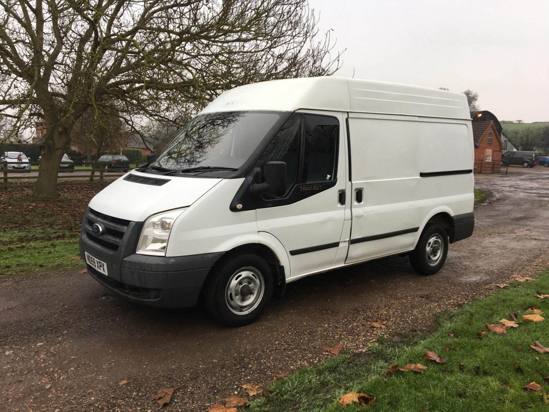 2010/59 REG FORD TRANSIT 85 T280S FWD WHITE DIESEL PANEL VAN *NO VAT* - Image 3 of 13