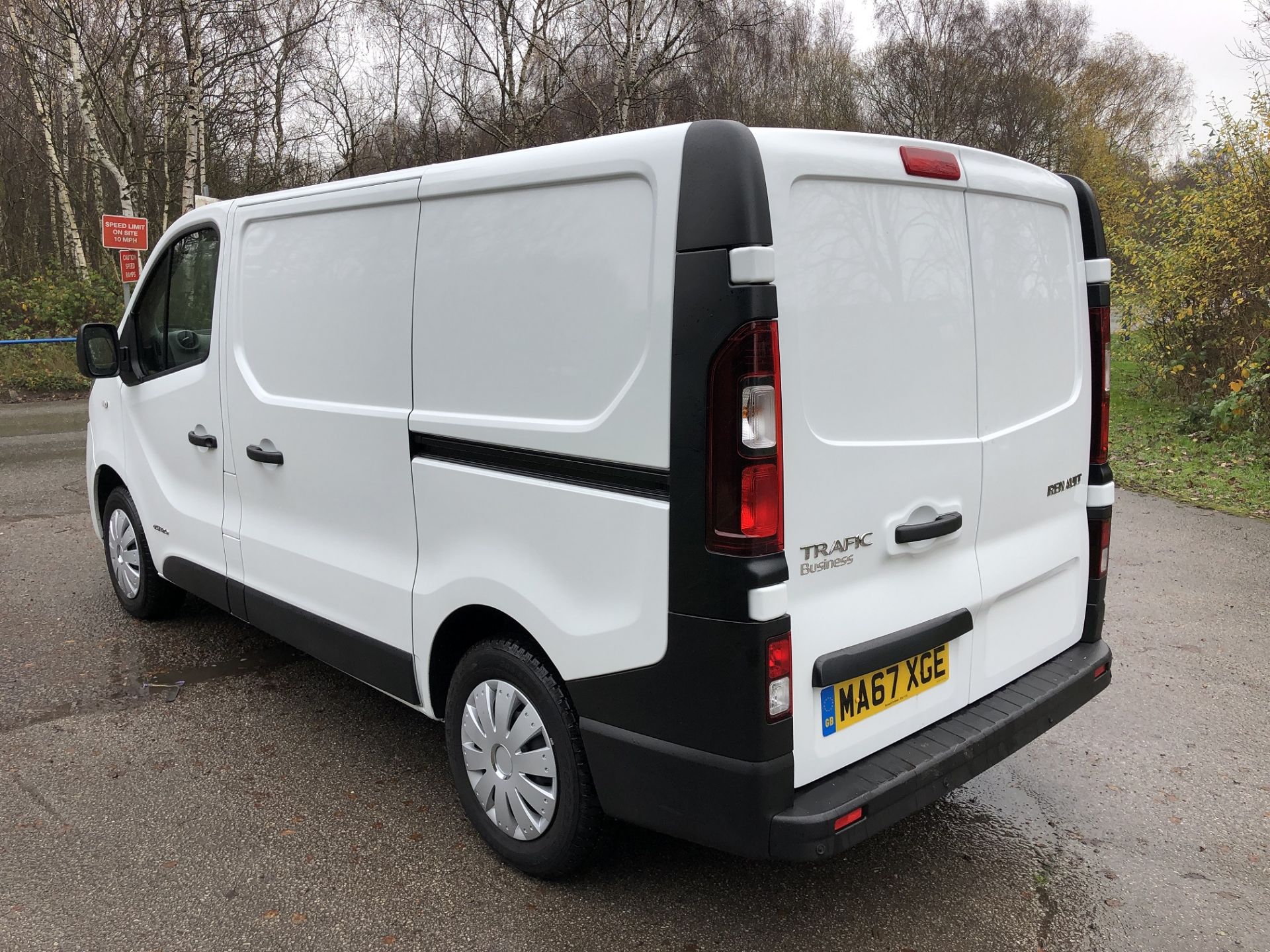 2017/67 REG RENAULT TRAFIC SL27 BUSINESS DCI WHITE DIESEL PANEL VAN SHOWING 1 FORMER KEEPER *NO VAT* - Image 4 of 14