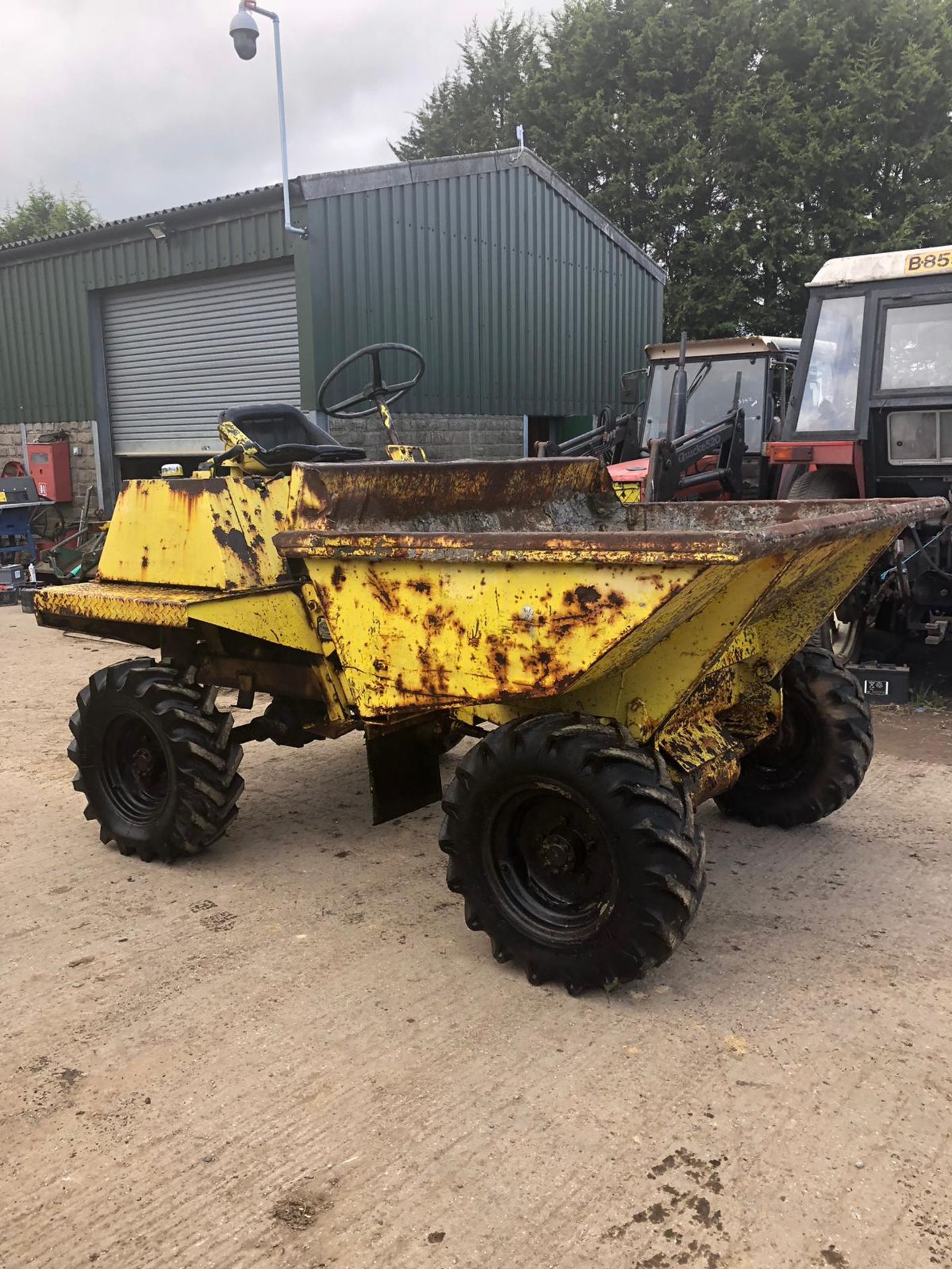 1966 BENFORD TT2000P ELSTA 2 TONNE DUMPER, STARTS, RUNS AND TIPS *PLUS VAT* - Image 9 of 25