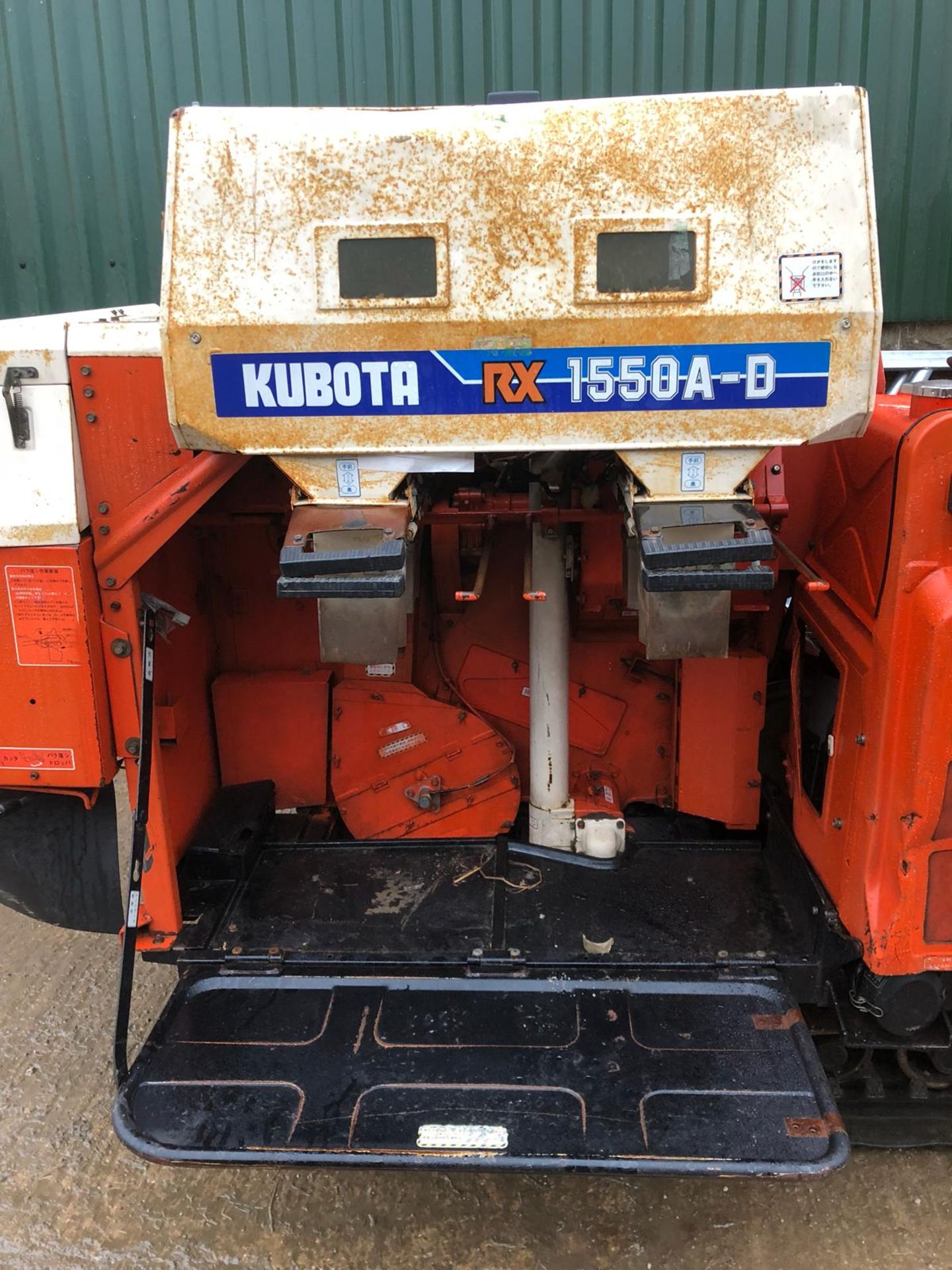 KUBOTA RX 1550A-D RICE HARVESTER DIESEL RUBBER TRACKS LEVER DRIVE *PLUS VAT* - Image 4 of 17