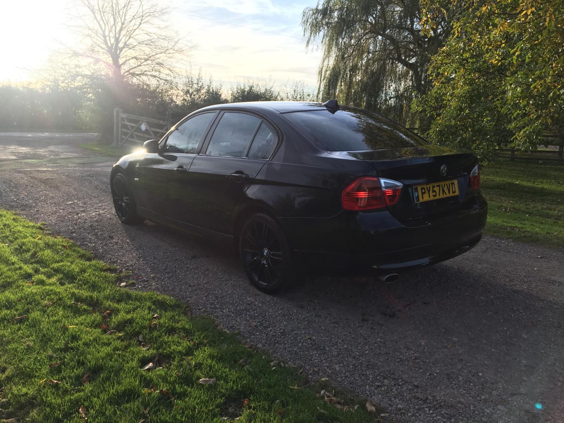 2008/57 REG BMW 320D ES BLACK DIESEL 4 DOOR SALOON *NO VAT* - Image 4 of 13