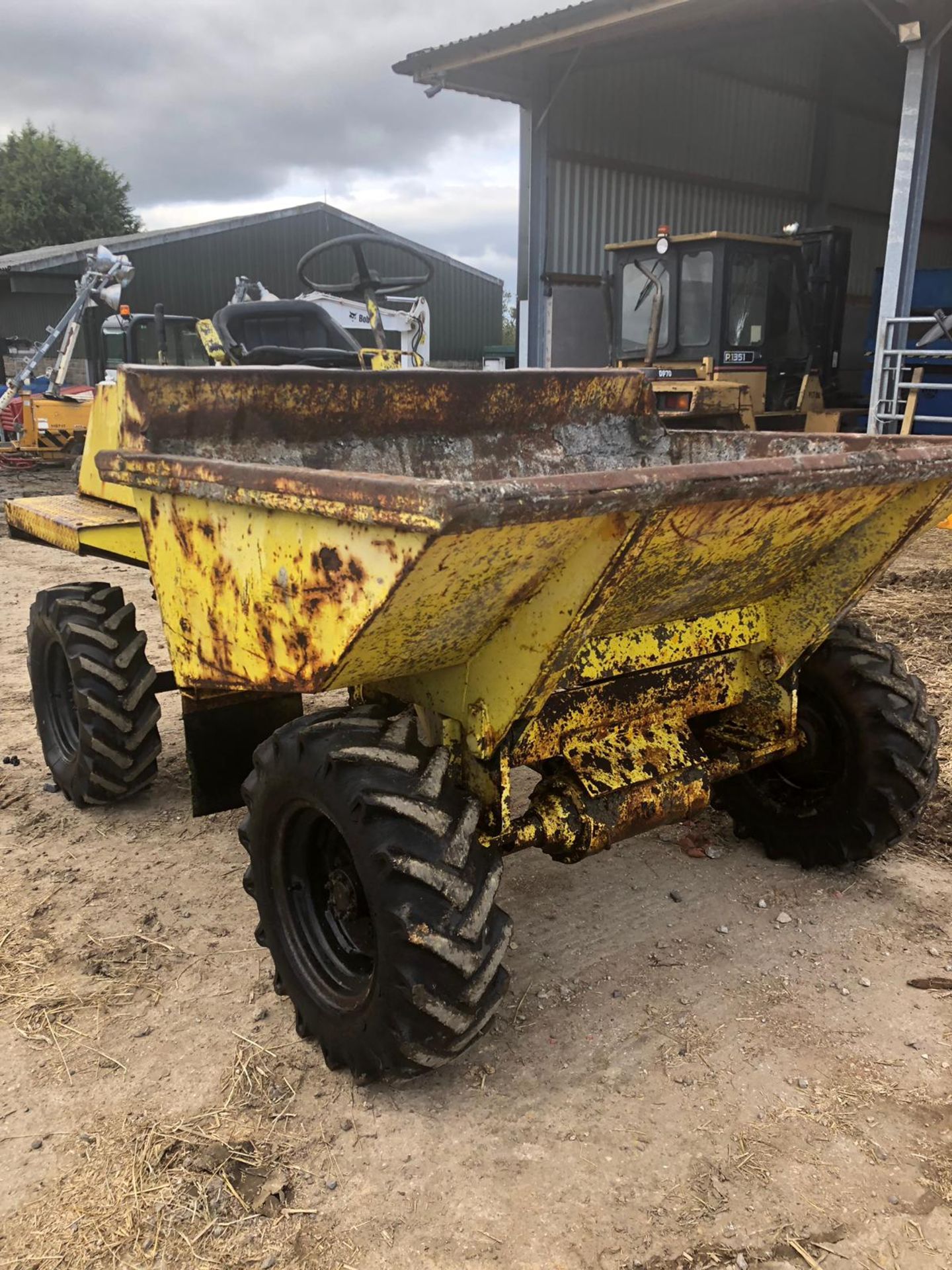 1966 BENFORD TT2000P ELSTA 2 TONNE DUMPER, STARTS, RUNS AND TIPS *PLUS VAT* - Image 14 of 25