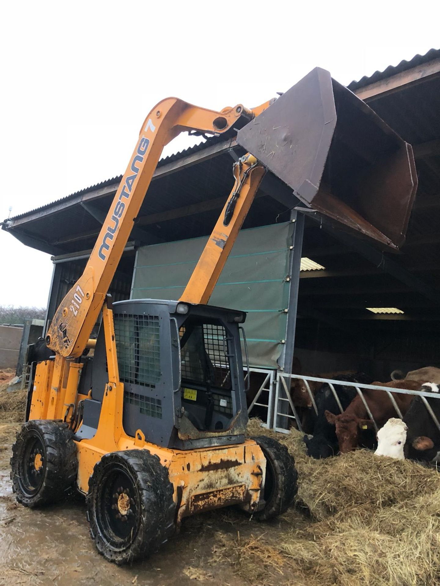 2005 MUSTANG 2107 COMPACT LOADER SKID STEER *PLUS VAT* - Image 7 of 16