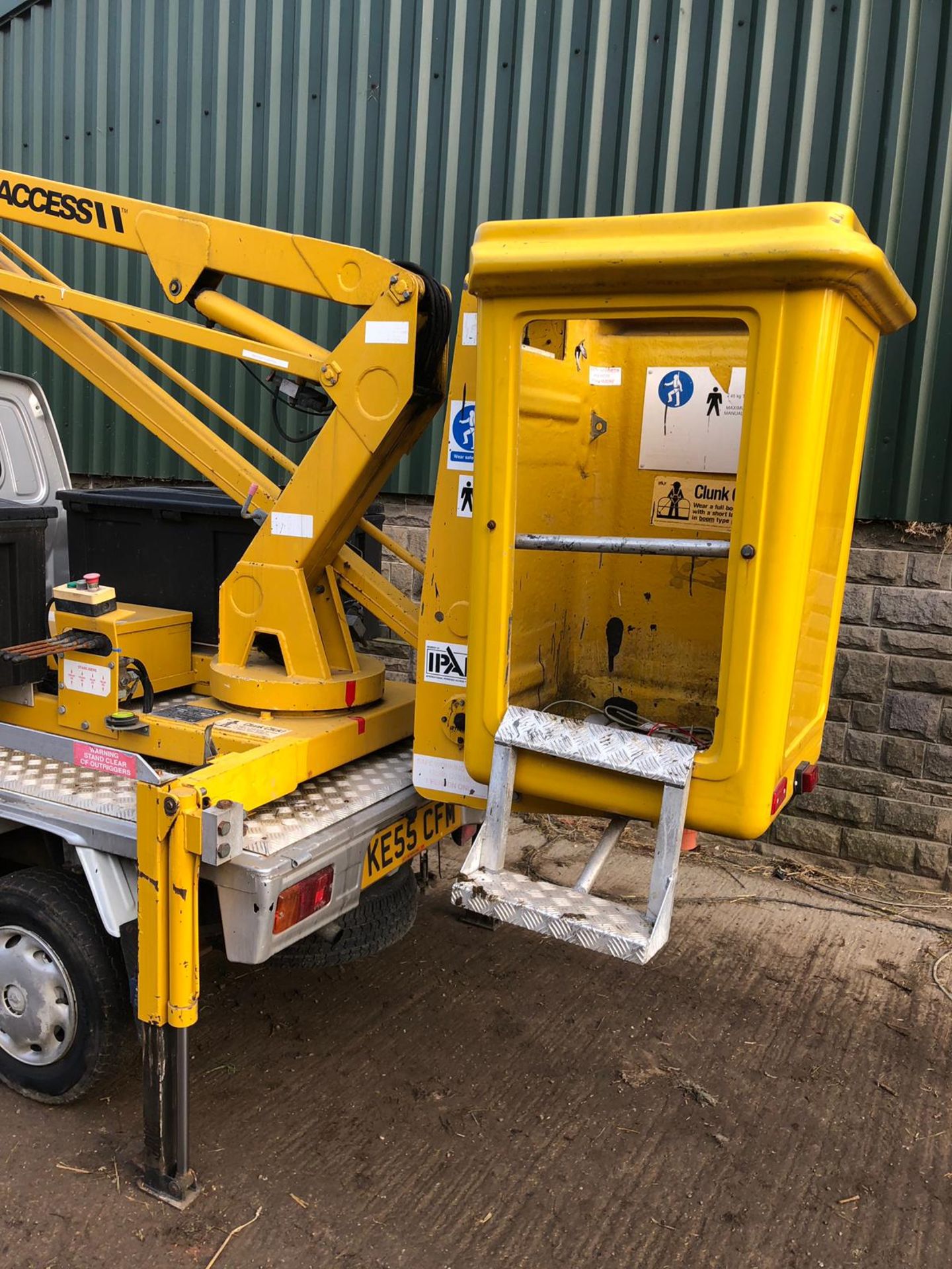 2005/55 REG PIAGGIO PORTER DIESEL WHITE CHERRY PICKER, SHOWING 1 FORMER KEEPER *PLUS VAT* - Image 5 of 15