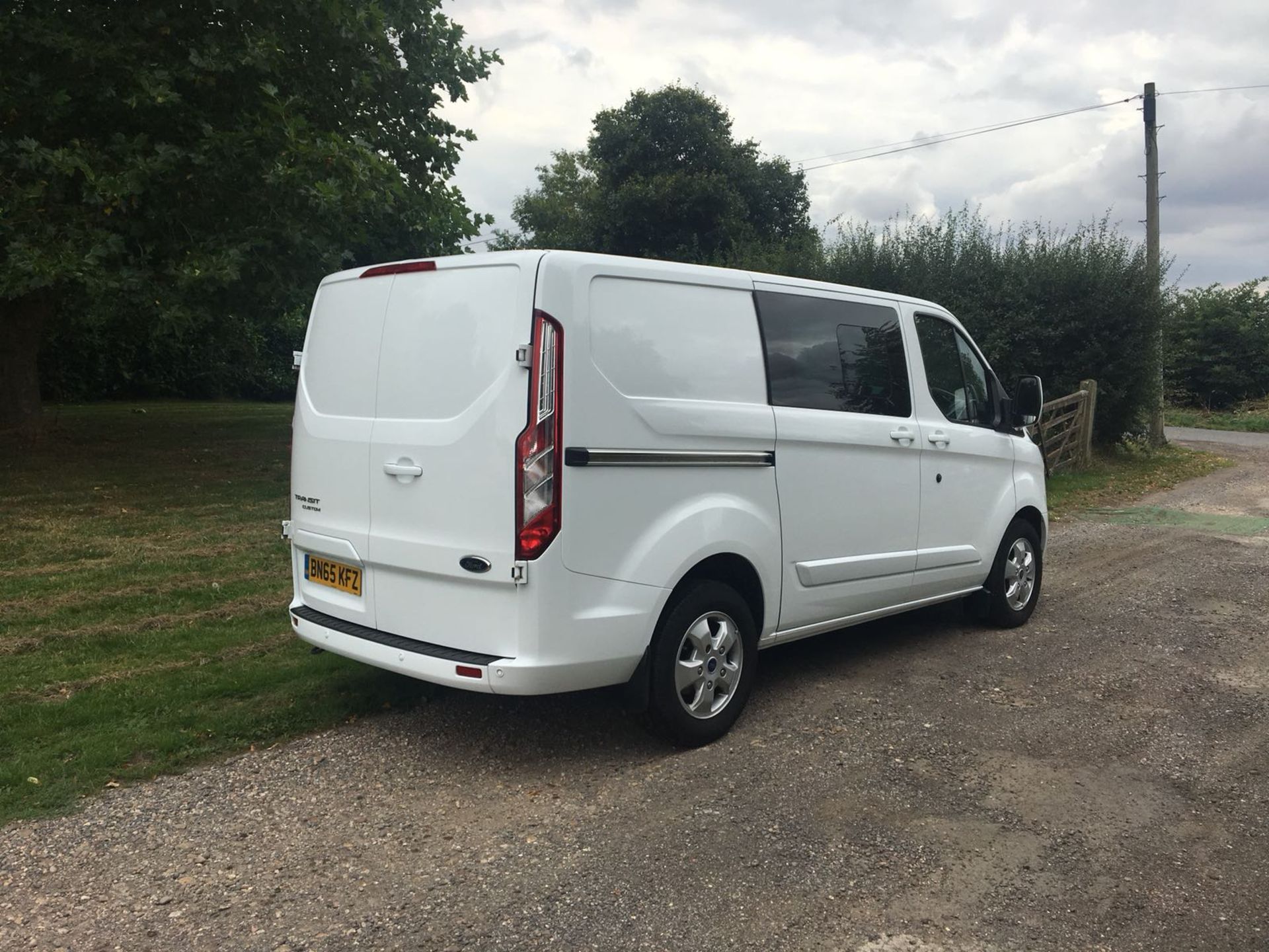 2015/65 REG FORD TRANSIT CUSTOM 270 ECO-TECH WHITE DIESEL 6 SEATER CREW VAN *NO VAT* - Image 7 of 12