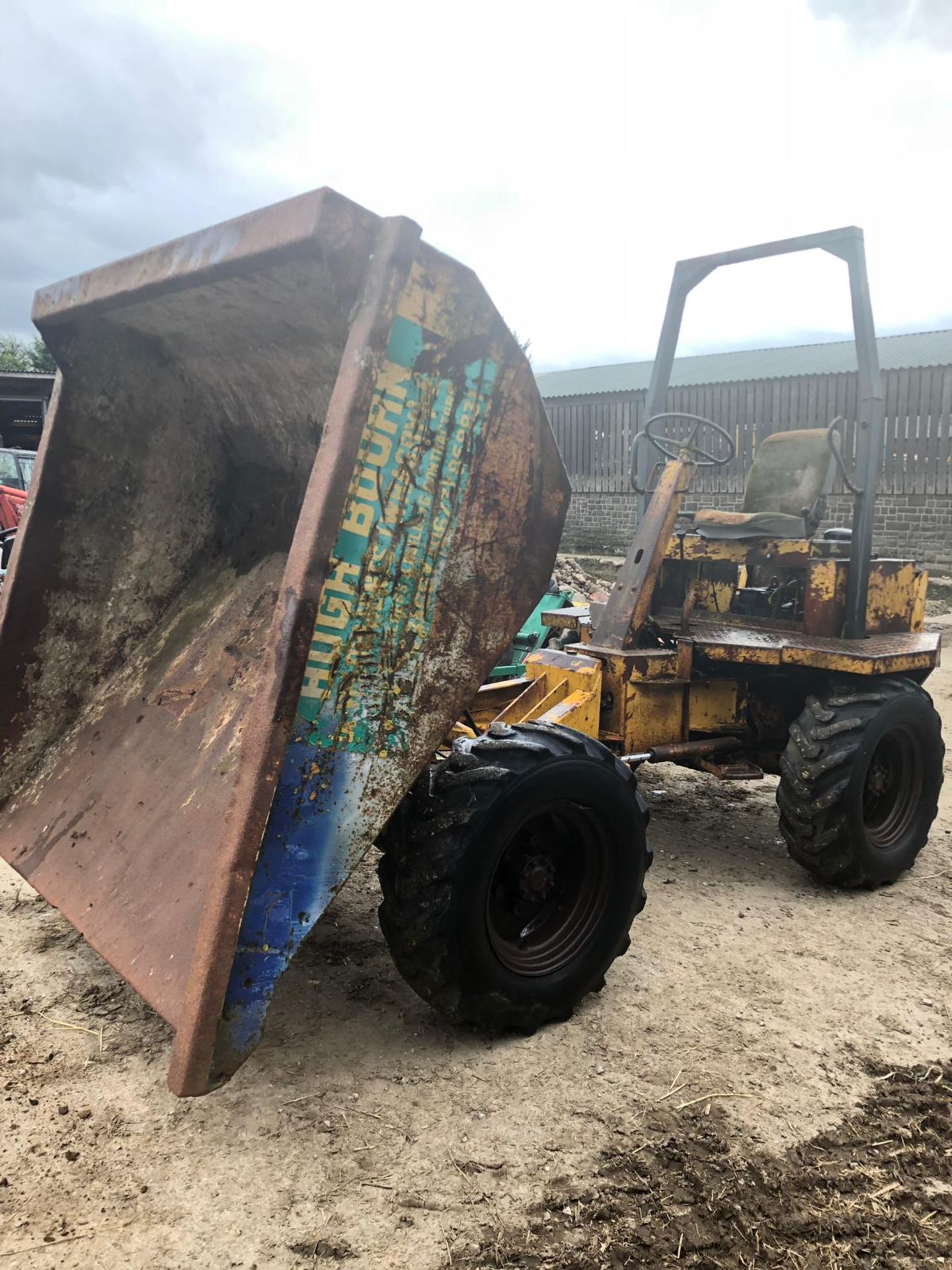 THWAITES BENFORD YELLOW 3 TONNE DUMPER, STARS, RUNS AND TIPS *PLUS VAT* - Image 3 of 16