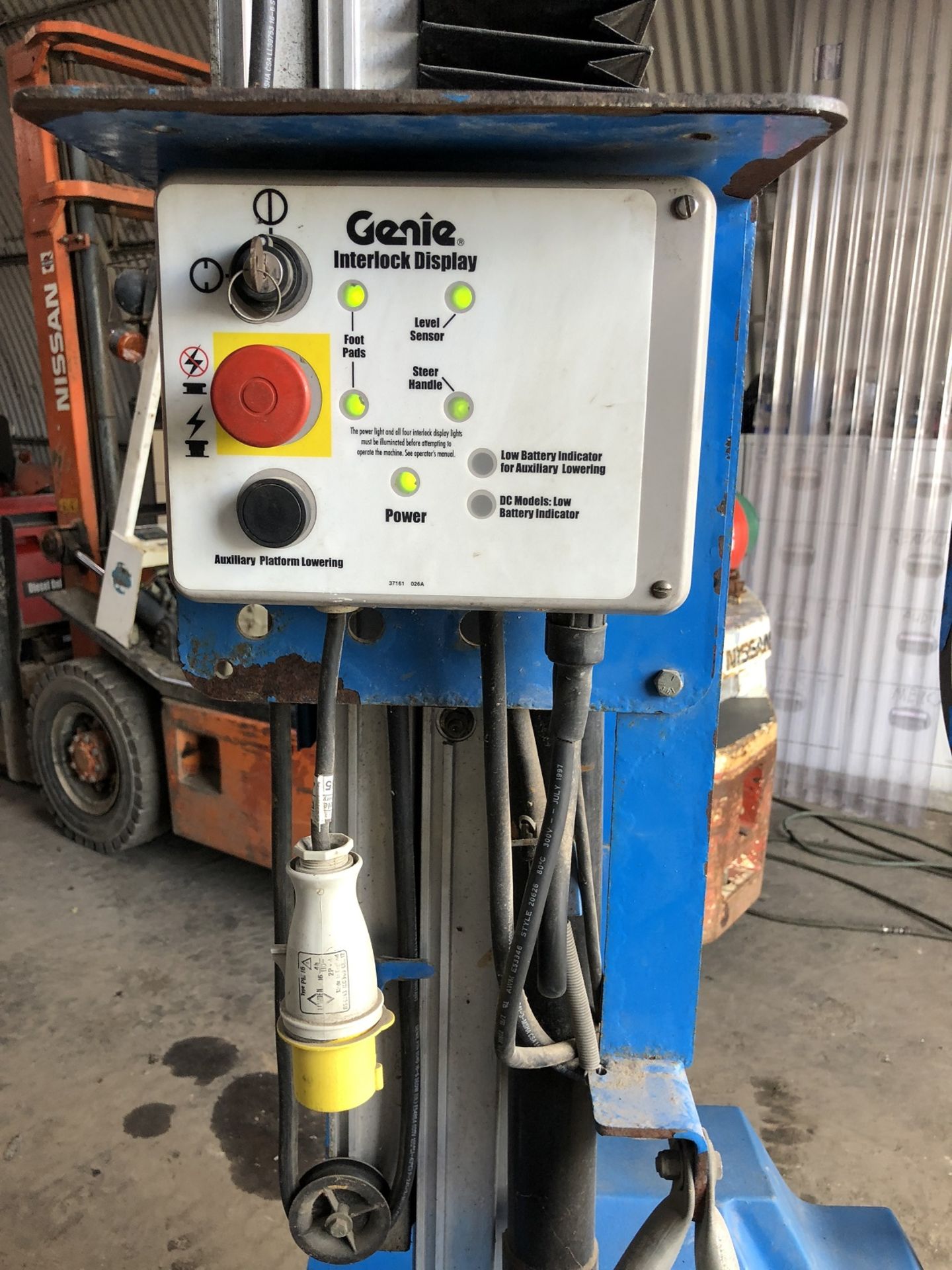 GENIE CWPE-15S SUPER SERIES COMPACT WORK PLATFORM 15FT LIFT HEIGHT *NO VAT* - Image 8 of 13