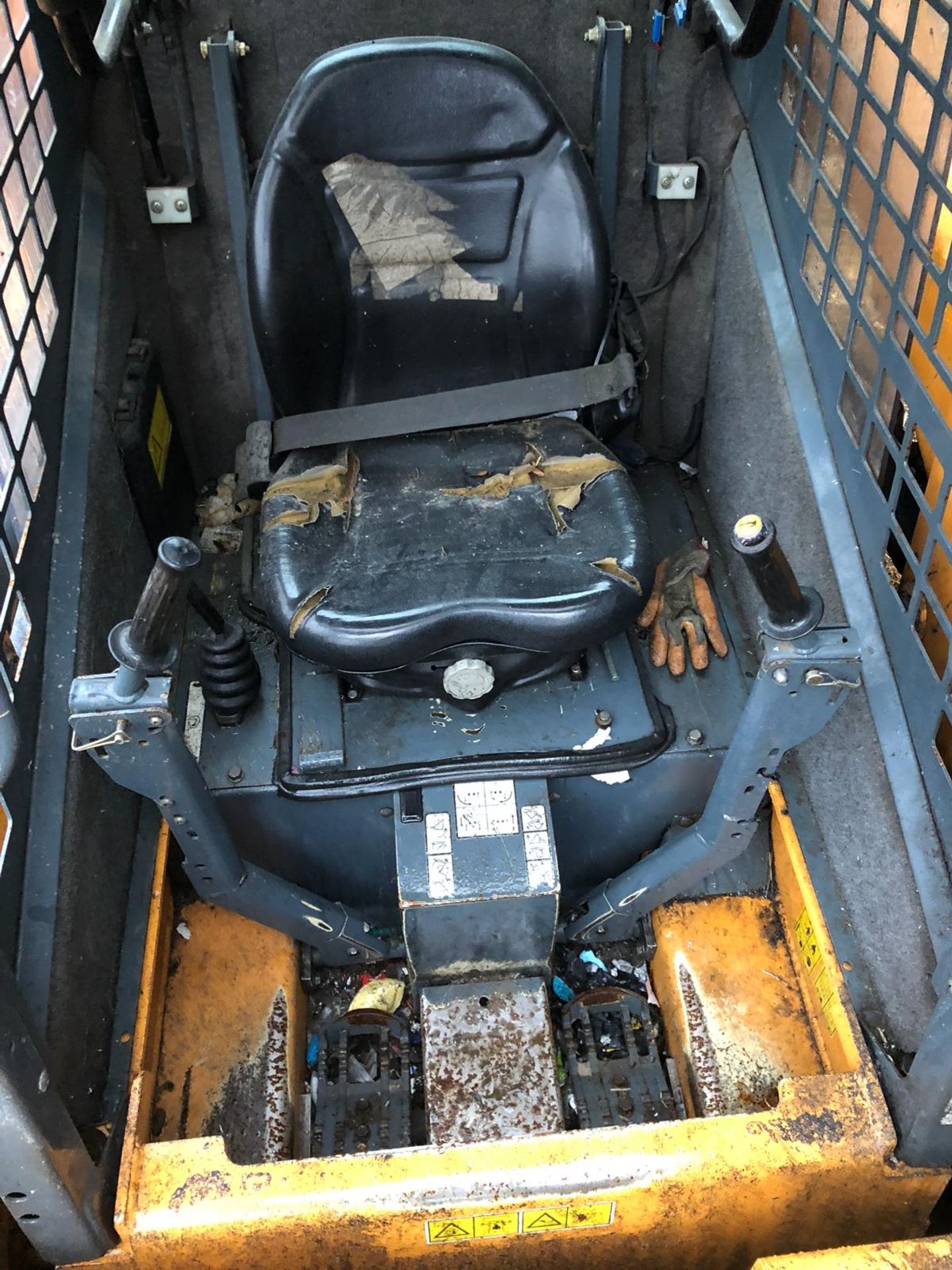 2013 MUSTANG 2054 COMPACT SKID STEER LOADER *PLUS VAT* - Image 12 of 16