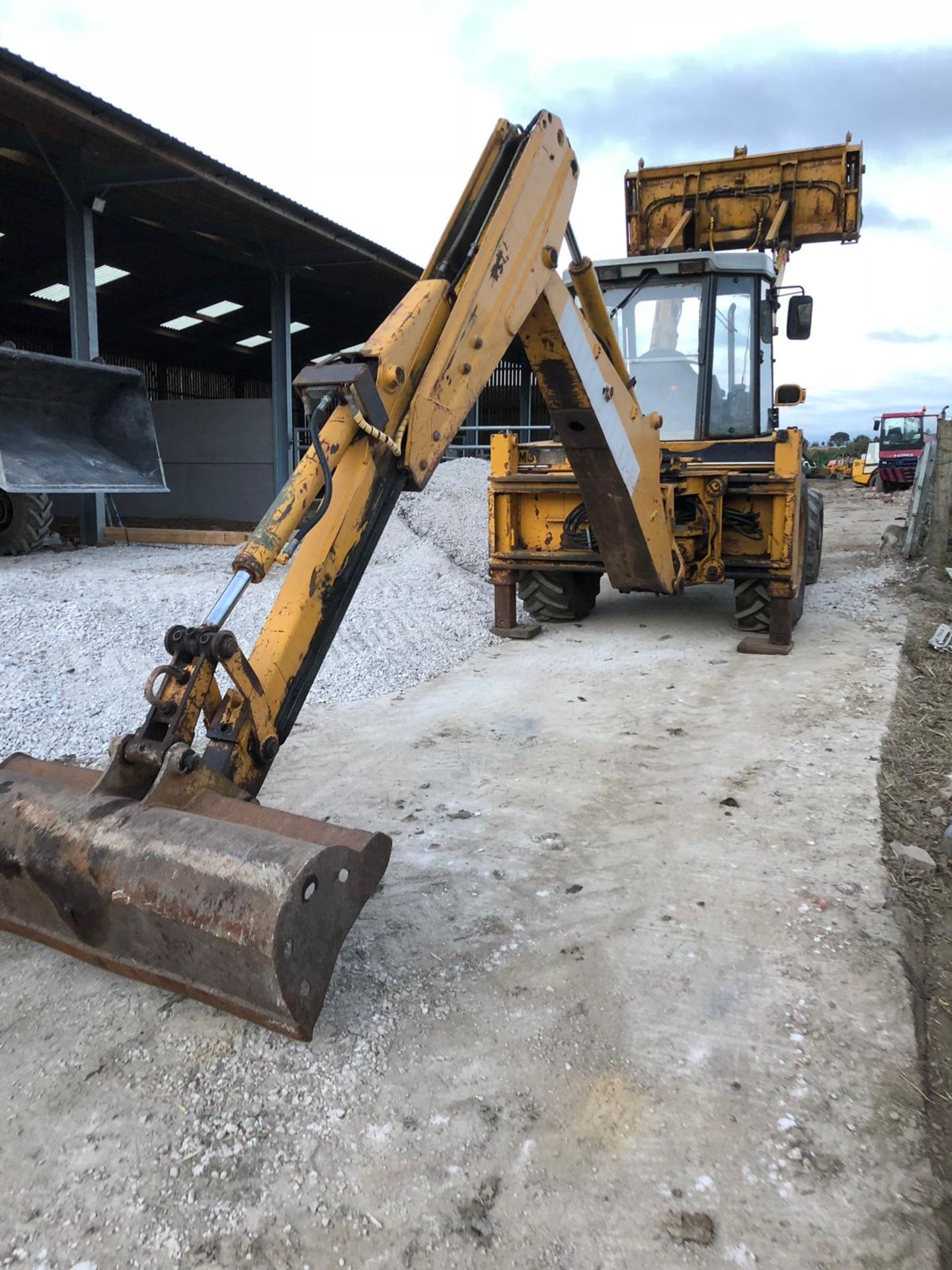 KOMATSU/FAI 266D BACKHOE LOADER, STARTS, RUNS LIFTS & DIGS, YEAR 1995 *PLUS VAT* - Image 10 of 18