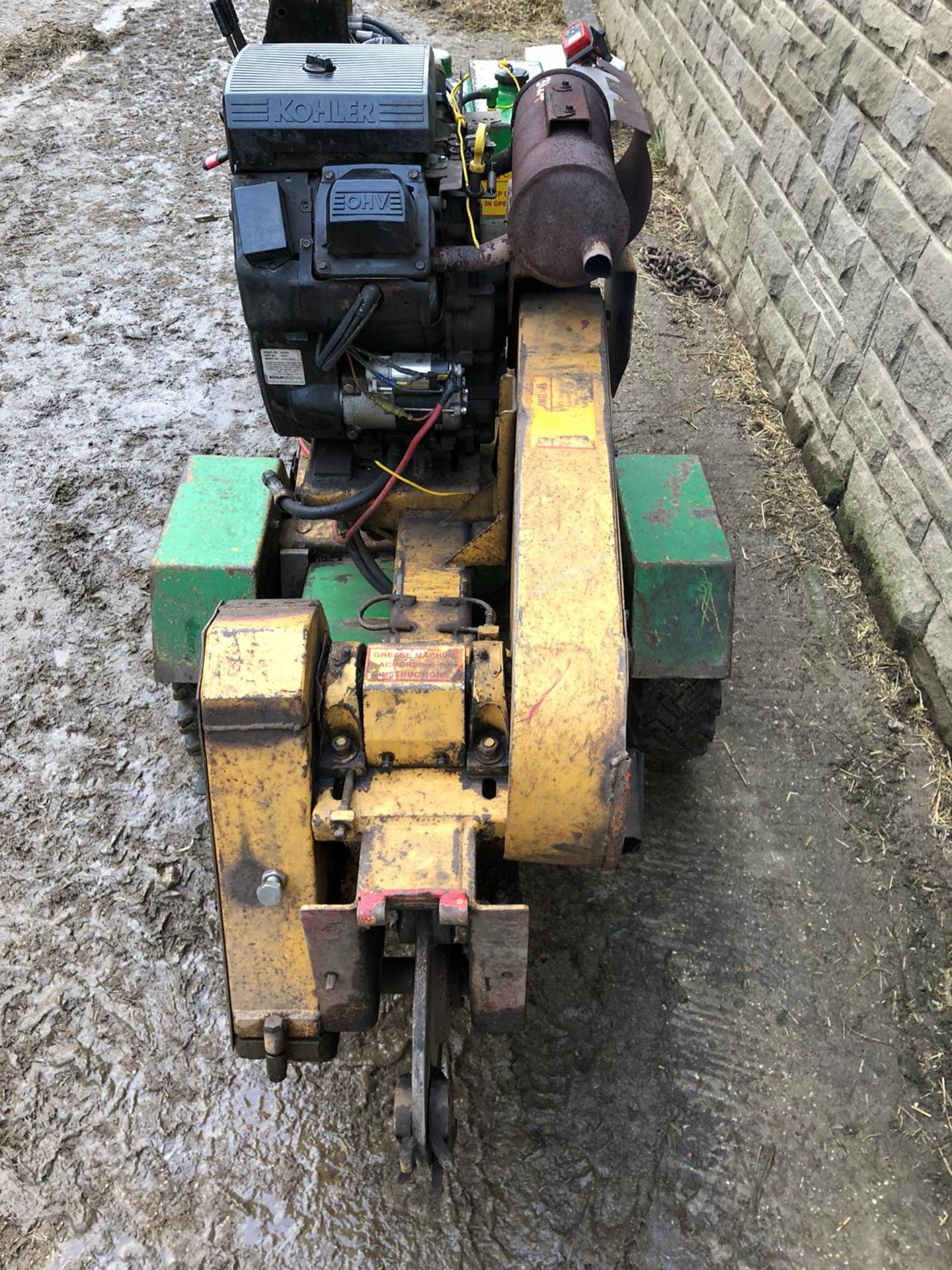 RAYCO RG 1620 SUPER JR HYDRAULIC STUMP CUTTER GRINDER KOHLER 20 HP *PLUS VAT* - Image 8 of 14