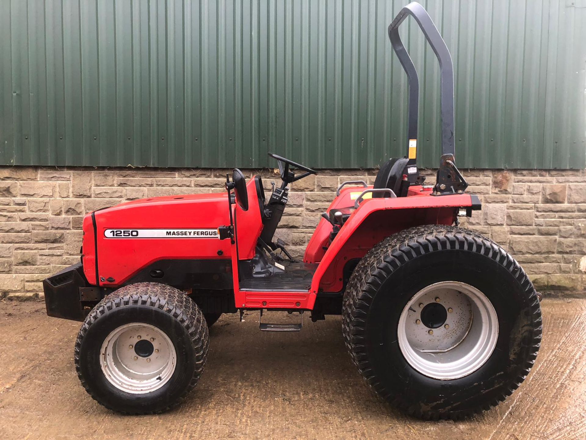 MASSEY FERGUSON 1250 COMPACT TRACTOR *PLUS VAT* - Image 6 of 19