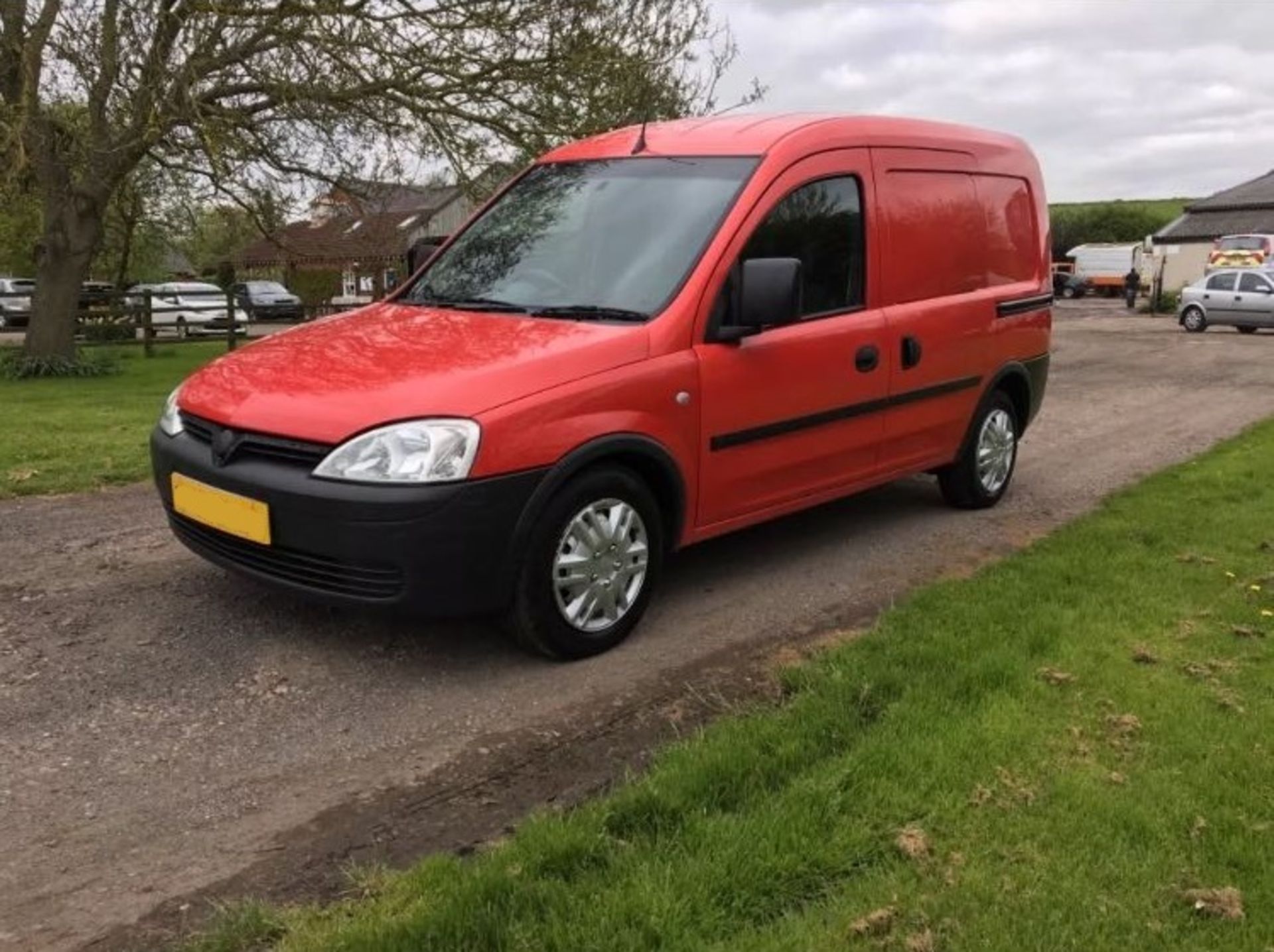 2008/08 REG VAUXHALL COMBO 1700 CDTI RED DIESEL CAR DERIVED VAN, SHOWING 0 FORMER KEEPERS *NO VAT* - Image 3 of 10