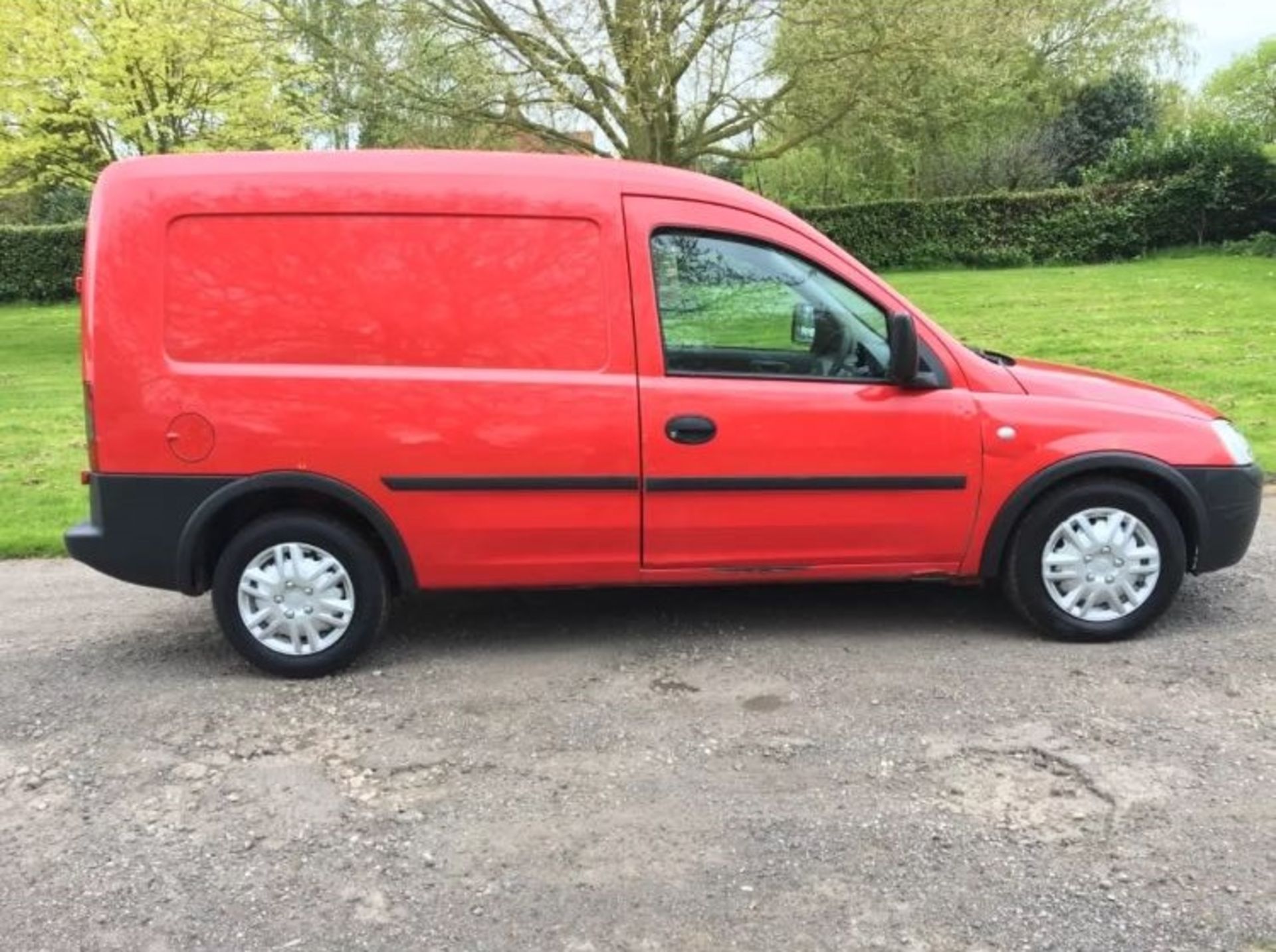 2008/08 REG VAUXHALL COMBO 1700 CDTI RED DIESEL CAR DERIVED VAN, SHOWING 0 FORMER KEEPERS *NO VAT* - Image 8 of 10
