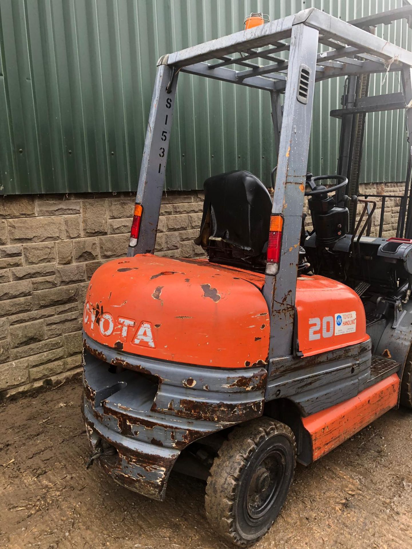 TOYOTA 20 FORKLIFT - *PLUS VAT* - Image 9 of 17