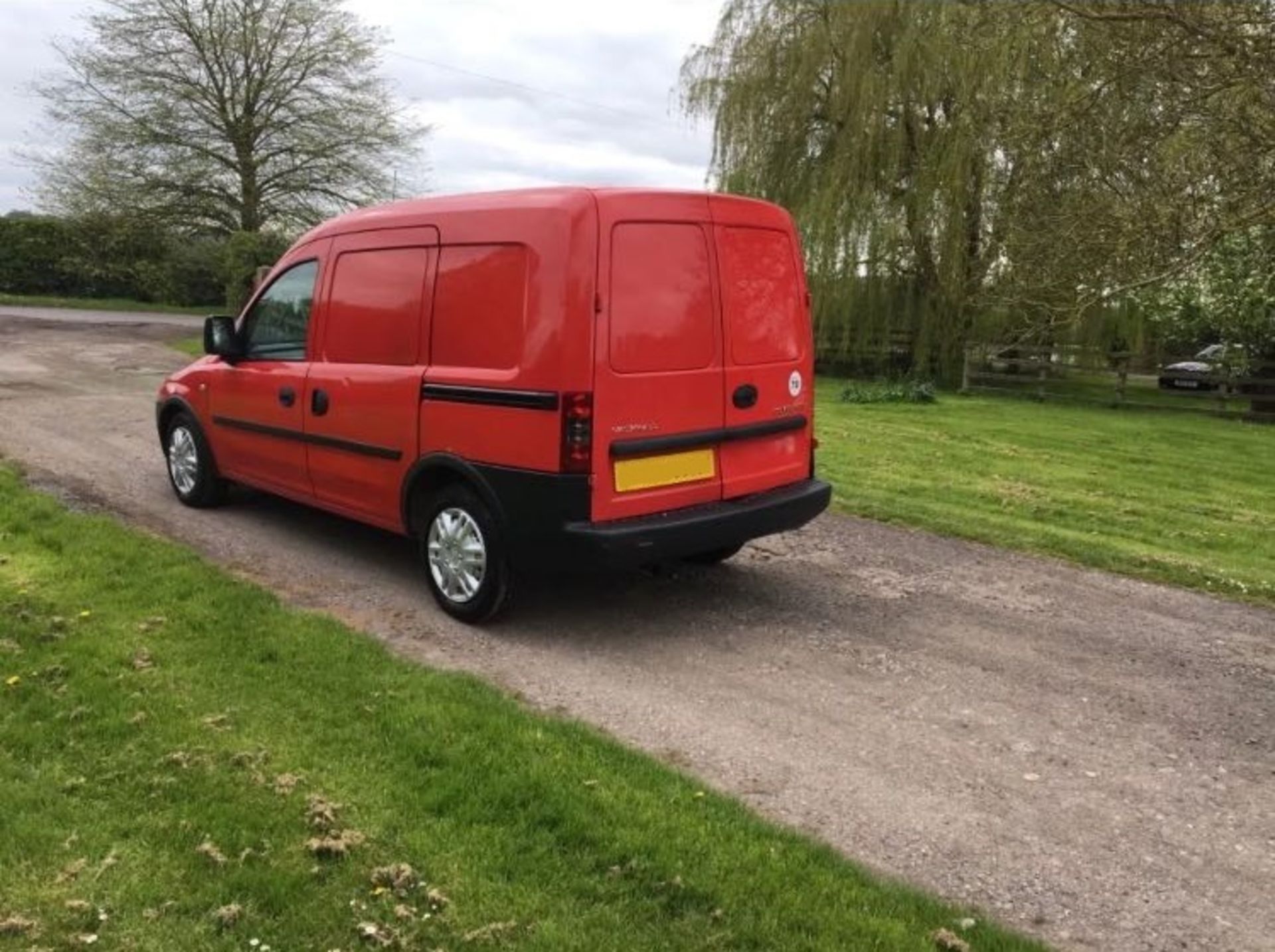 2008/08 REG VAUXHALL COMBO 1700 CDTI RED DIESEL CAR DERIVED VAN, SHOWING 0 FORMER KEEPERS *NO VAT* - Image 5 of 10