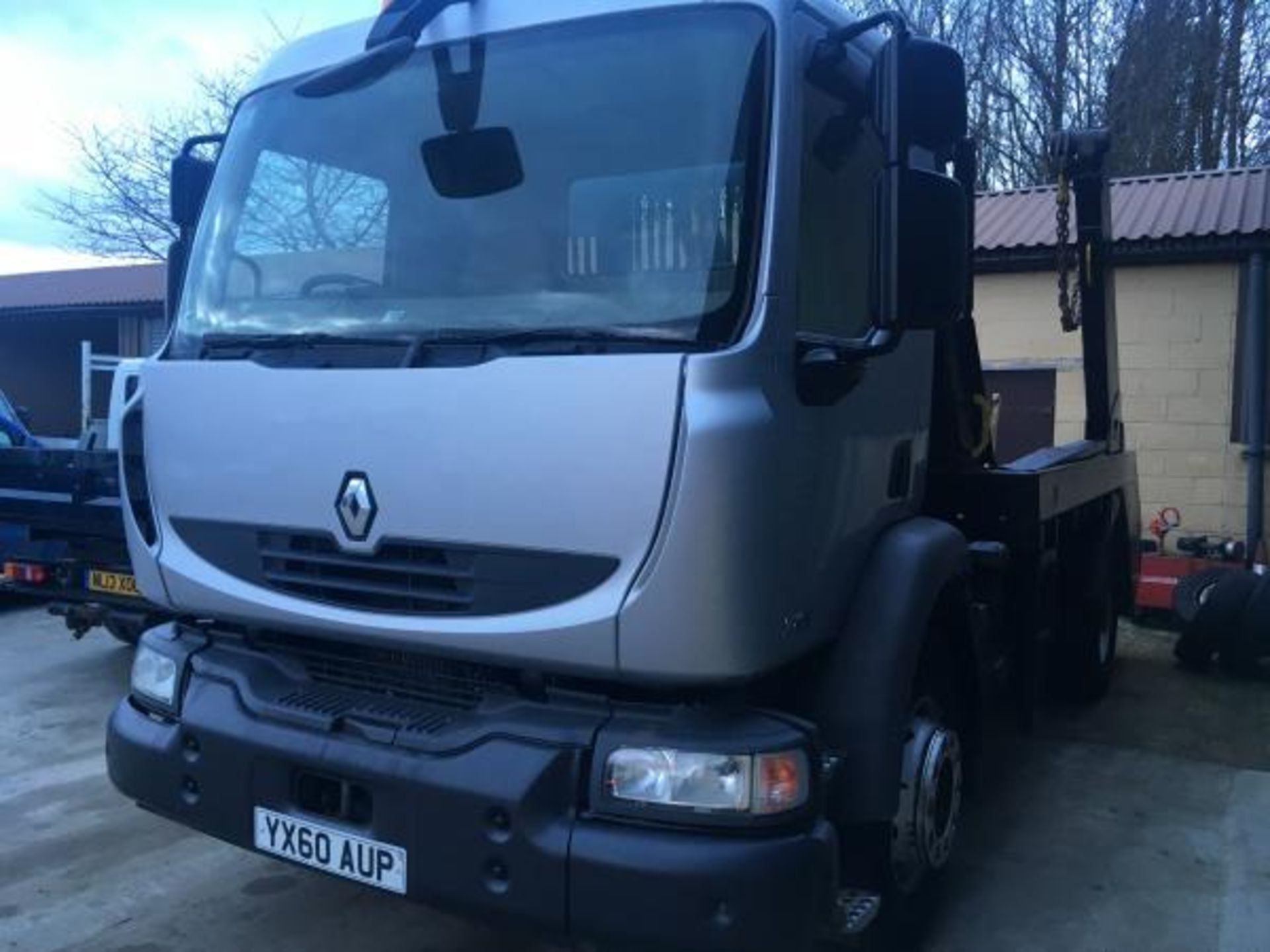 2010 60 PLATE RENAULT MIDLUM 270 DXI 18 TON SKIP LOADER TELEHOIST EXTENDING ARMS BODY. *PLUS VAT* - Image 7 of 7