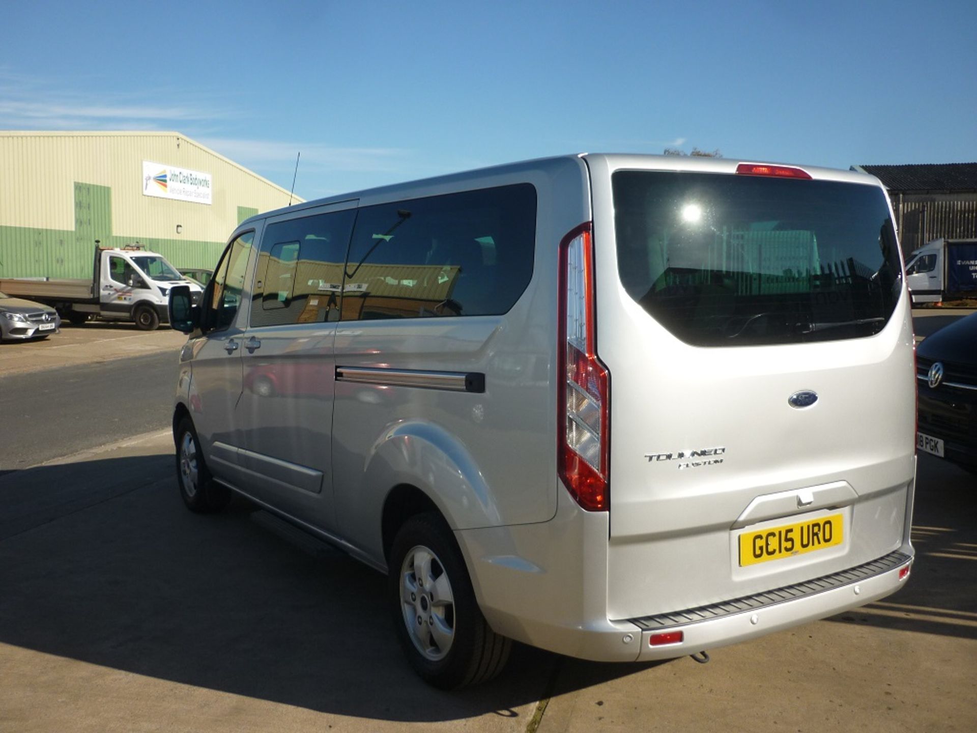 2015/15 REG FORD TOURNEO CUSTOM 300 LIMITED EDITION SILVER DIESEL MPV, SHOWING 0 FORMER KEEPERS - Image 5 of 8
