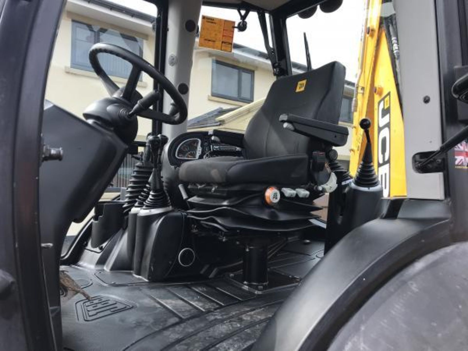 2011 ON 61 PLATE JCB SITEMASTER ECO WITH TORQUELOCK QUICK HITCH *PLUS VAT* - Image 8 of 14