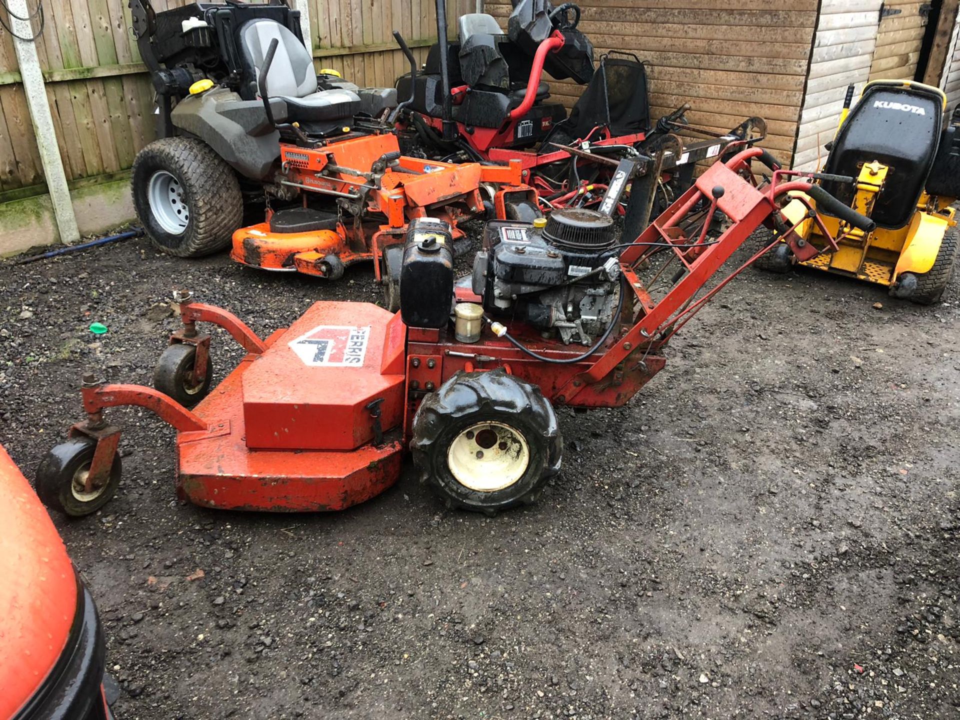 FERRIS HYDRO WALK COMMERCIAL 36" CUT WALK BEHIND PUSH MOWER *NO VAT*