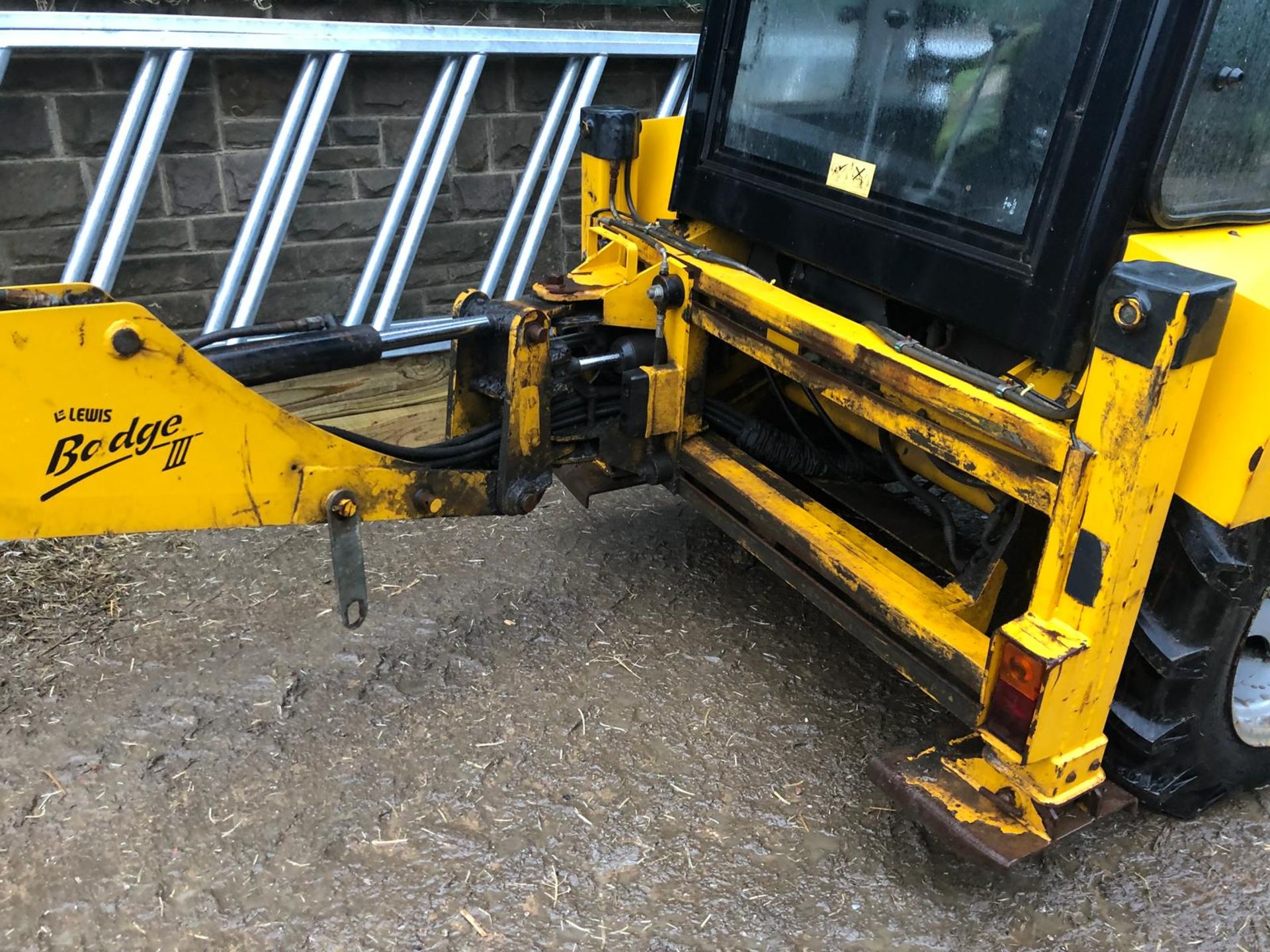 2012 LEWIS BADGER 111 COMPACT BACKHOE LOADER DIGGER, SHOWING 0 FORMER KEEPERS *PLUS VAT* - Image 7 of 20