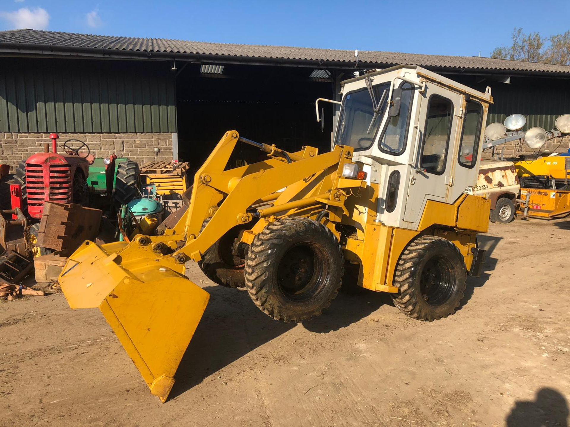 YANMAR DIESEL LOADING SHOVEL WHEEL LOADER *PLUS VAT* - Image 8 of 20