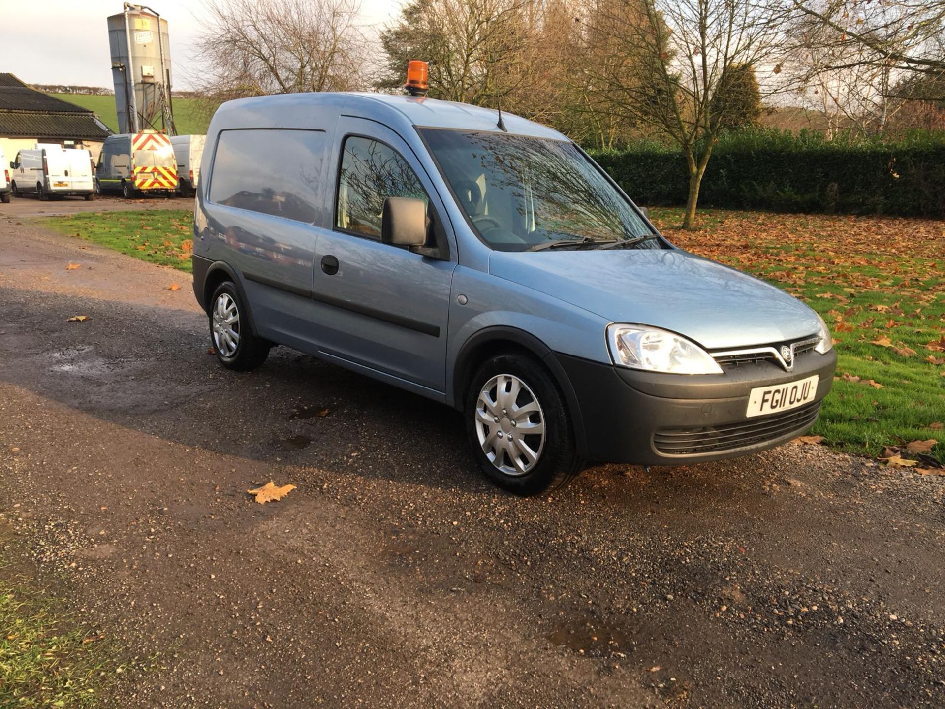 2011/11 REG VAUXHALL COMBO 2000 CDTI 16V BLUE DIESEL CAR DERIVED VAN, SHOWING 0 FORMER KEEPERS