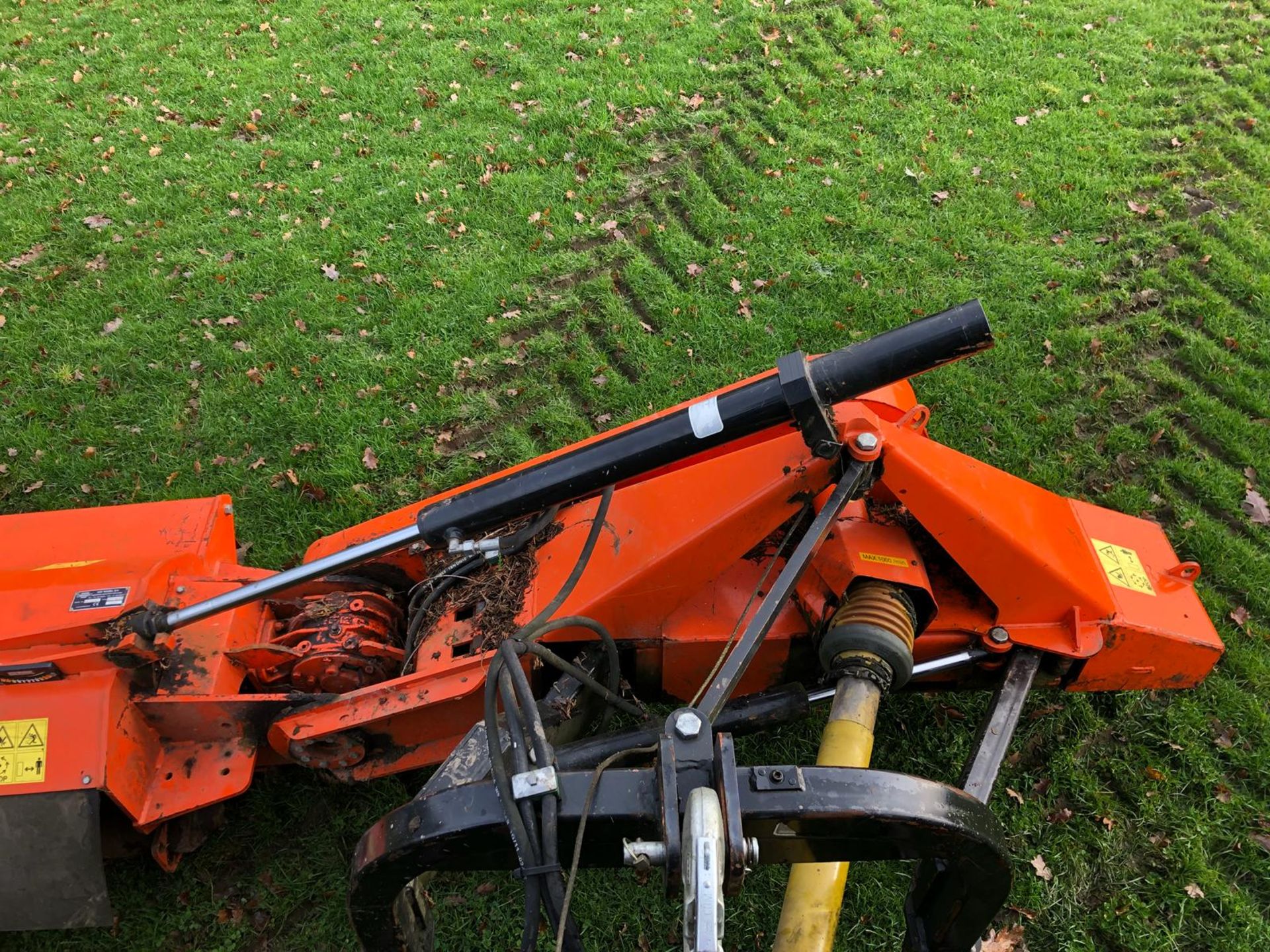 DS - 2012 PERFECT FRONT FLAIL FOR A TRACTOR ORANGE *PLUS VAT*   COLLECTION FROM PILSLEY, S45 NEAR - Image 11 of 12