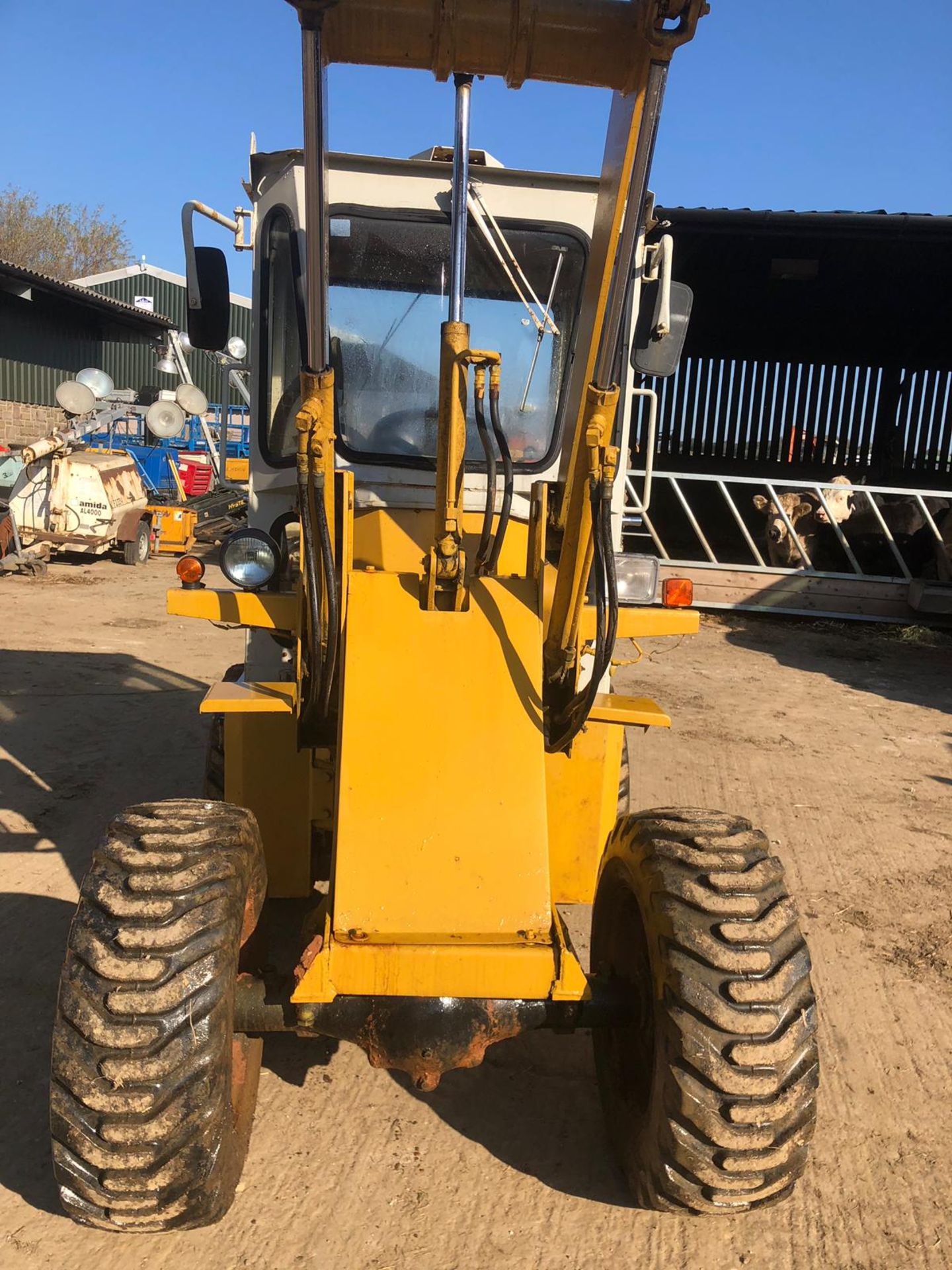 YANMAR DIESEL LOADING SHOVEL WHEEL LOADER *PLUS VAT* - Image 4 of 20