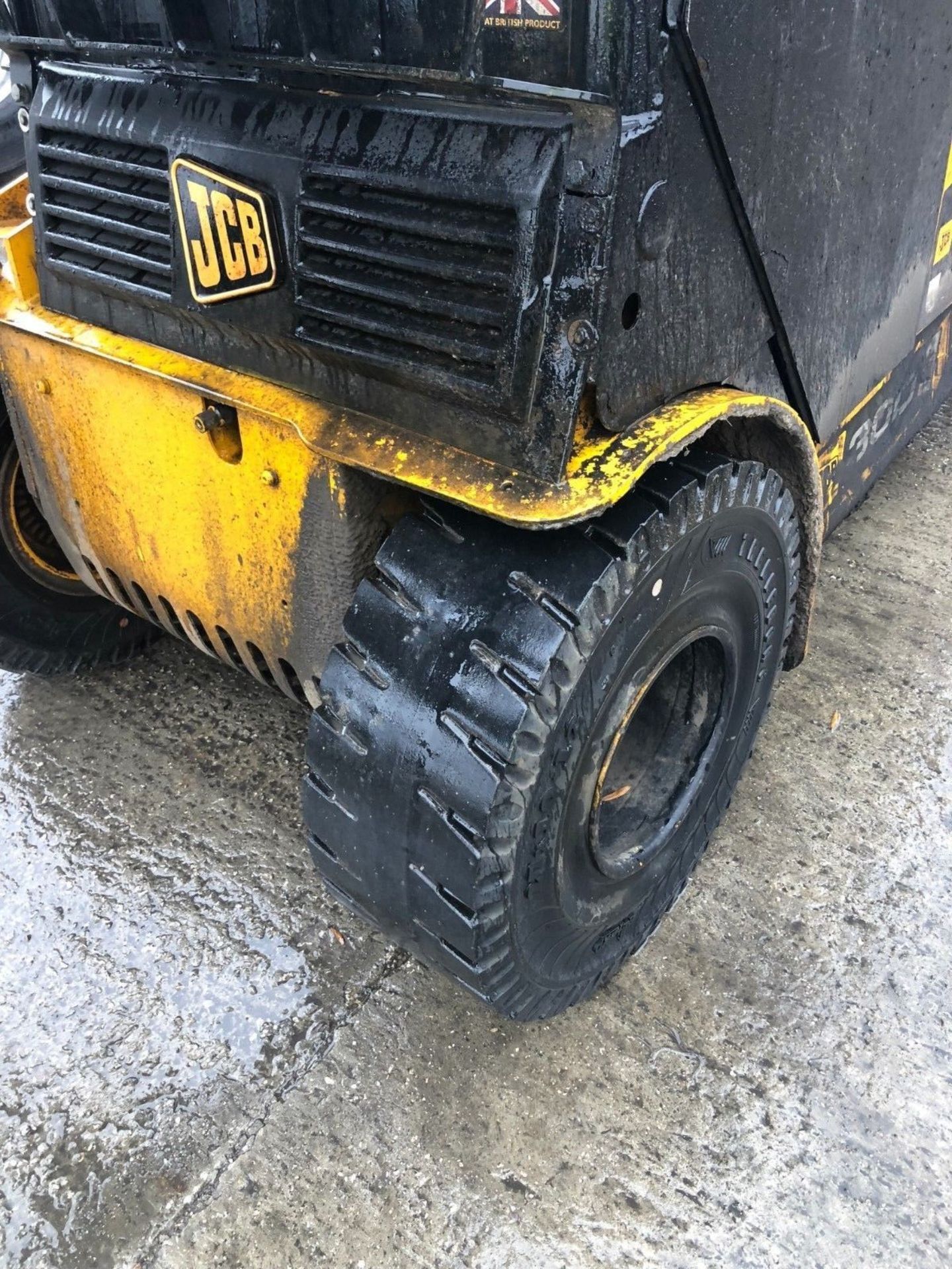 JCB TLT30D TELETRUK FORKLIFT, DIESEL, YEAR 2010, 3 TONNE, SIDE SHIFT, FULL CAB. - Image 5 of 8