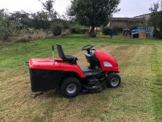 LAWNSTAR RIDE ON PETROL LAWN MOWER WITH REAR GRASS COLLECTOR, STARTS, RUNS AND CUTS *NO VAT*