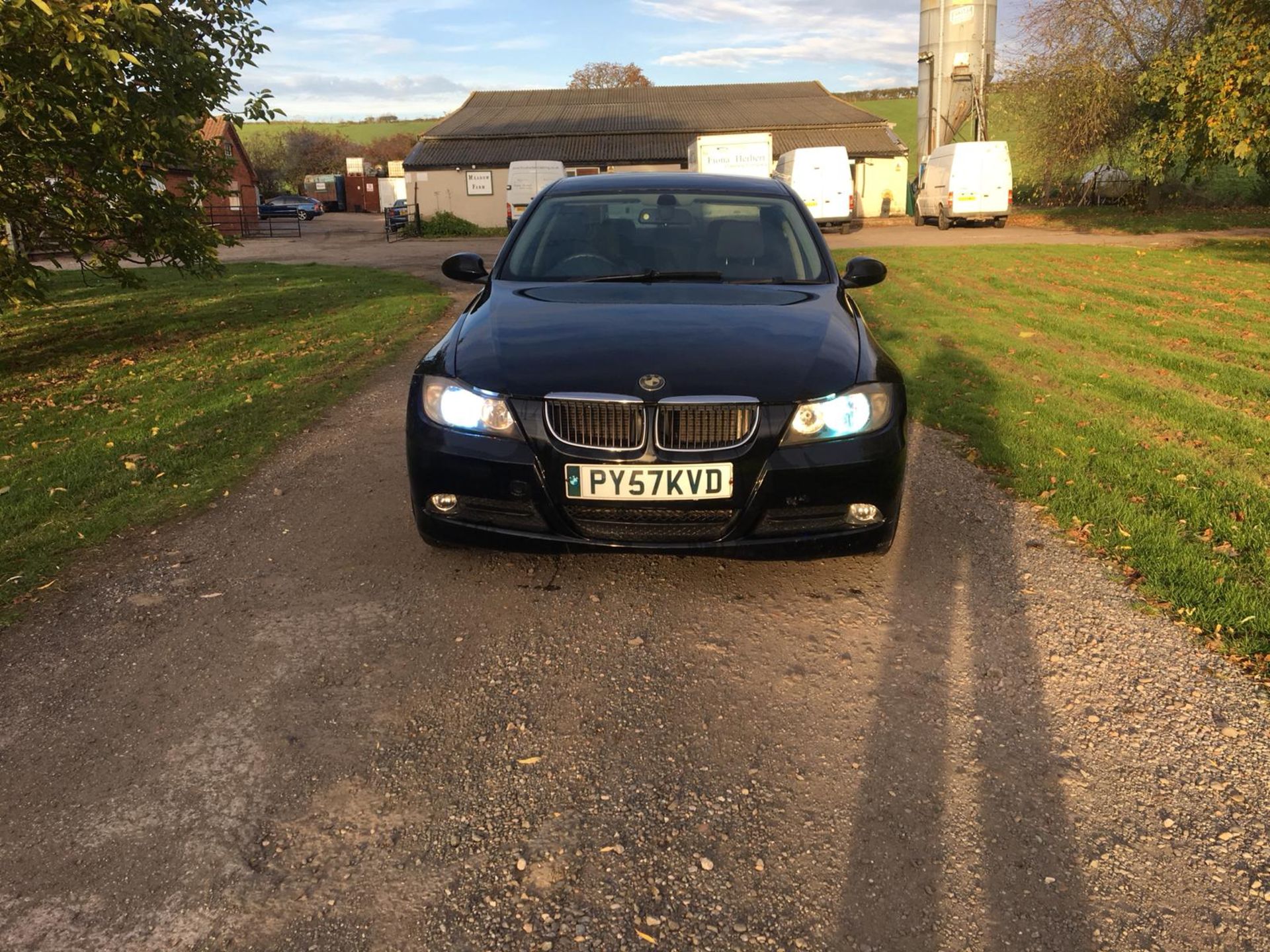 2008/57 REG BMW 320D ES BLACK DIESEL 4 DOOR SALOON *NO VAT* - Image 2 of 13