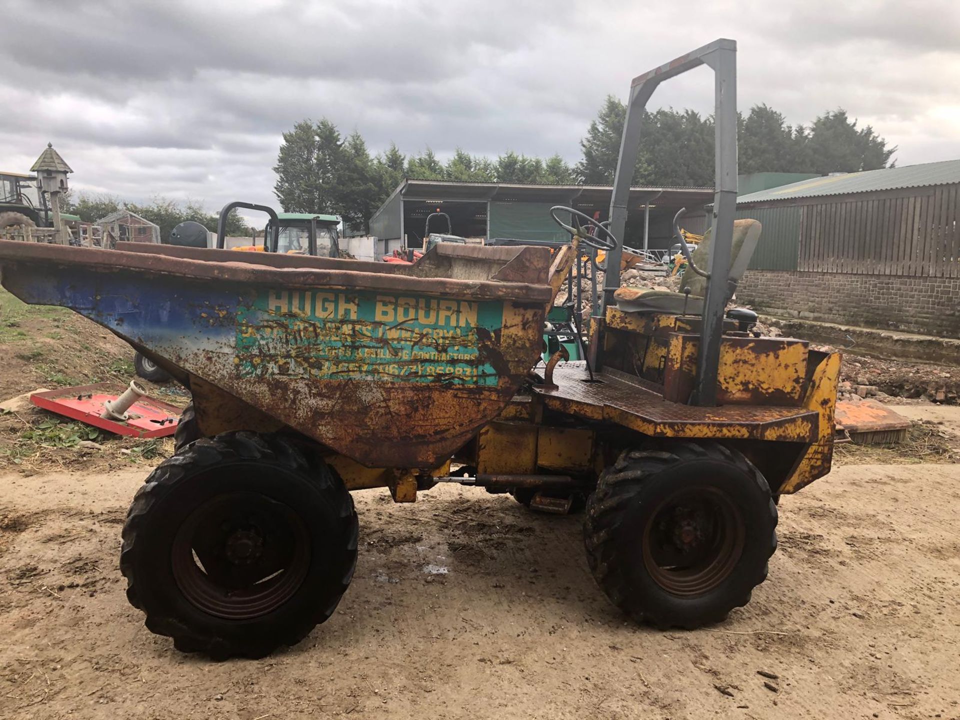 THWAITES BENFORD YELLOW 3 TONNE DUMPER, STARS, RUNS AND TIPS *PLUS VAT* - Image 4 of 16