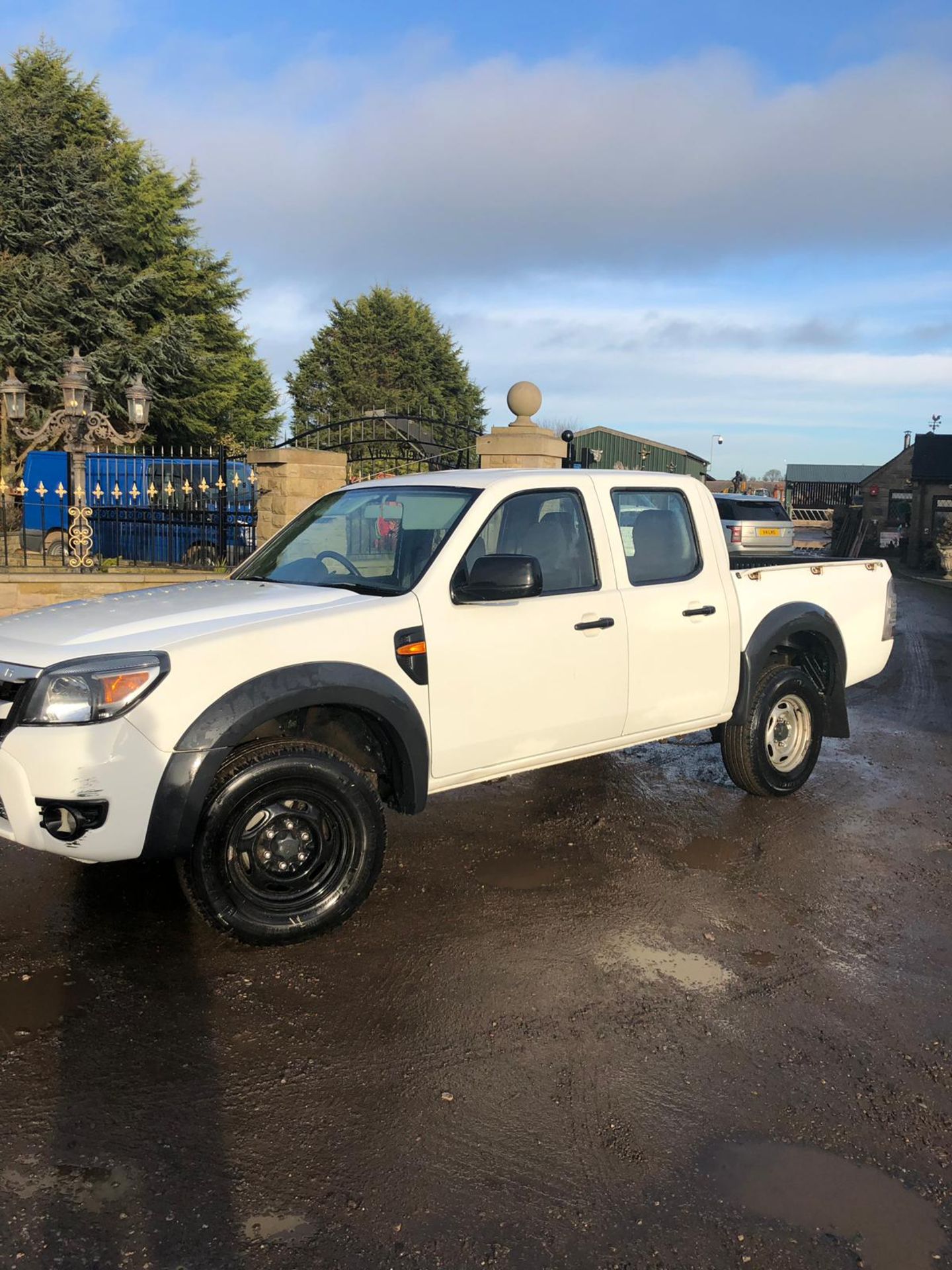 2011/11 REG FORD RANGER XL 4X4 DOUBLE CAB TDCI DIESEL PICK-UP, SHOWING 0 FORMER KEEPERS *NO VAT* - Image 3 of 11