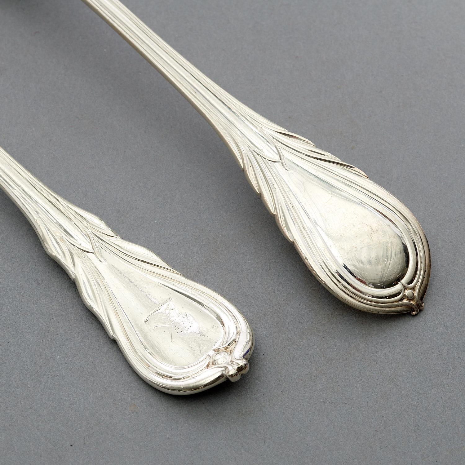 Extensive English silver flatware service - Image 10 of 13