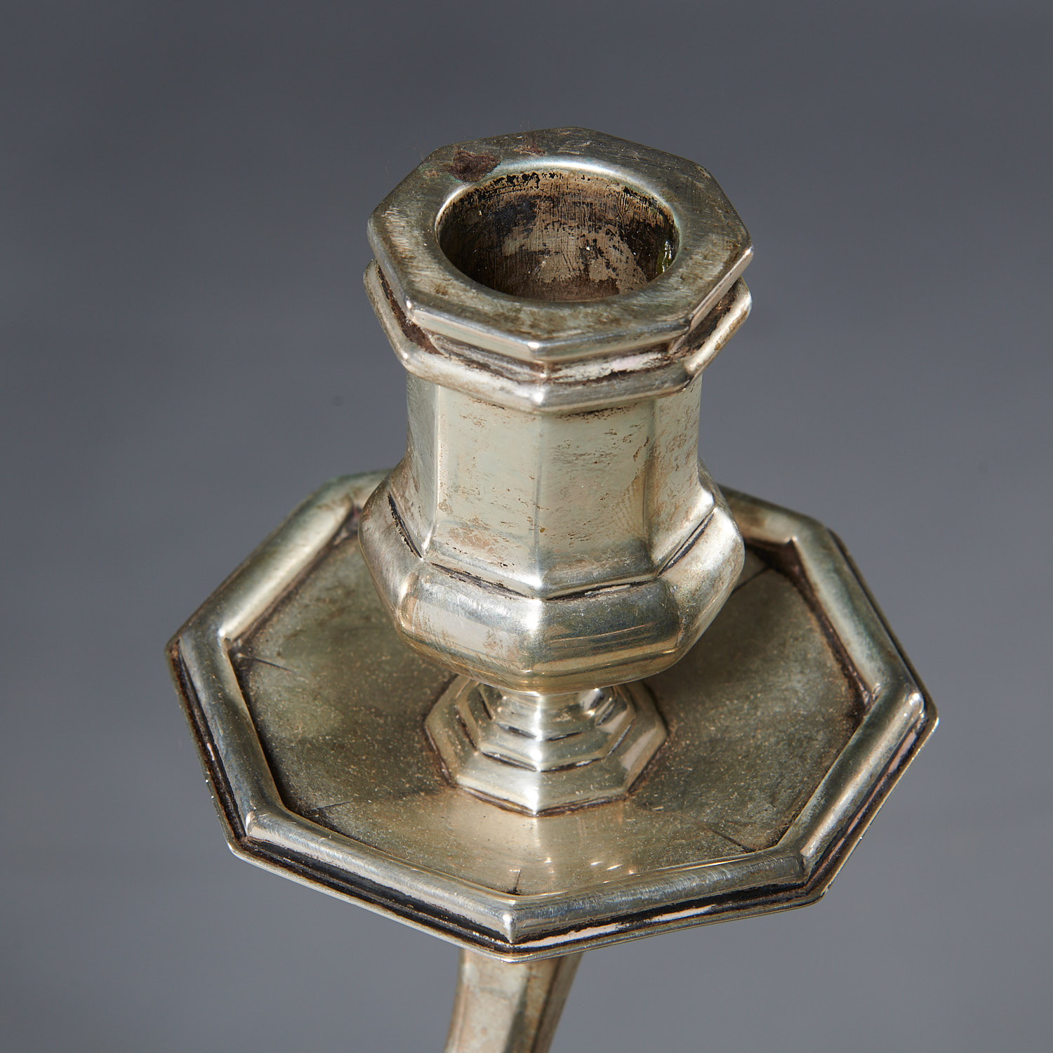 Monumental pair English sterling candelabra - Image 4 of 9