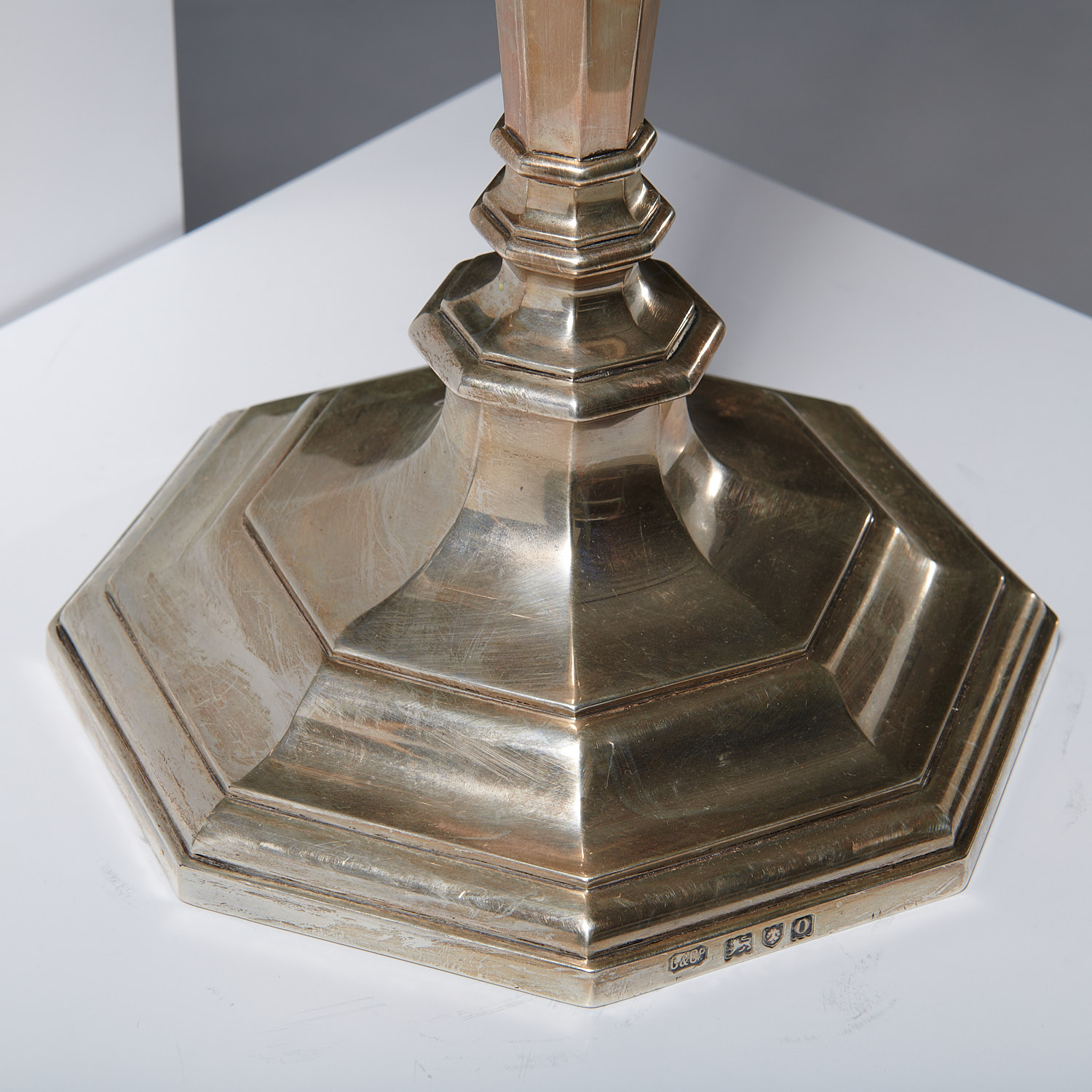 Monumental pair English sterling candelabra - Image 6 of 9