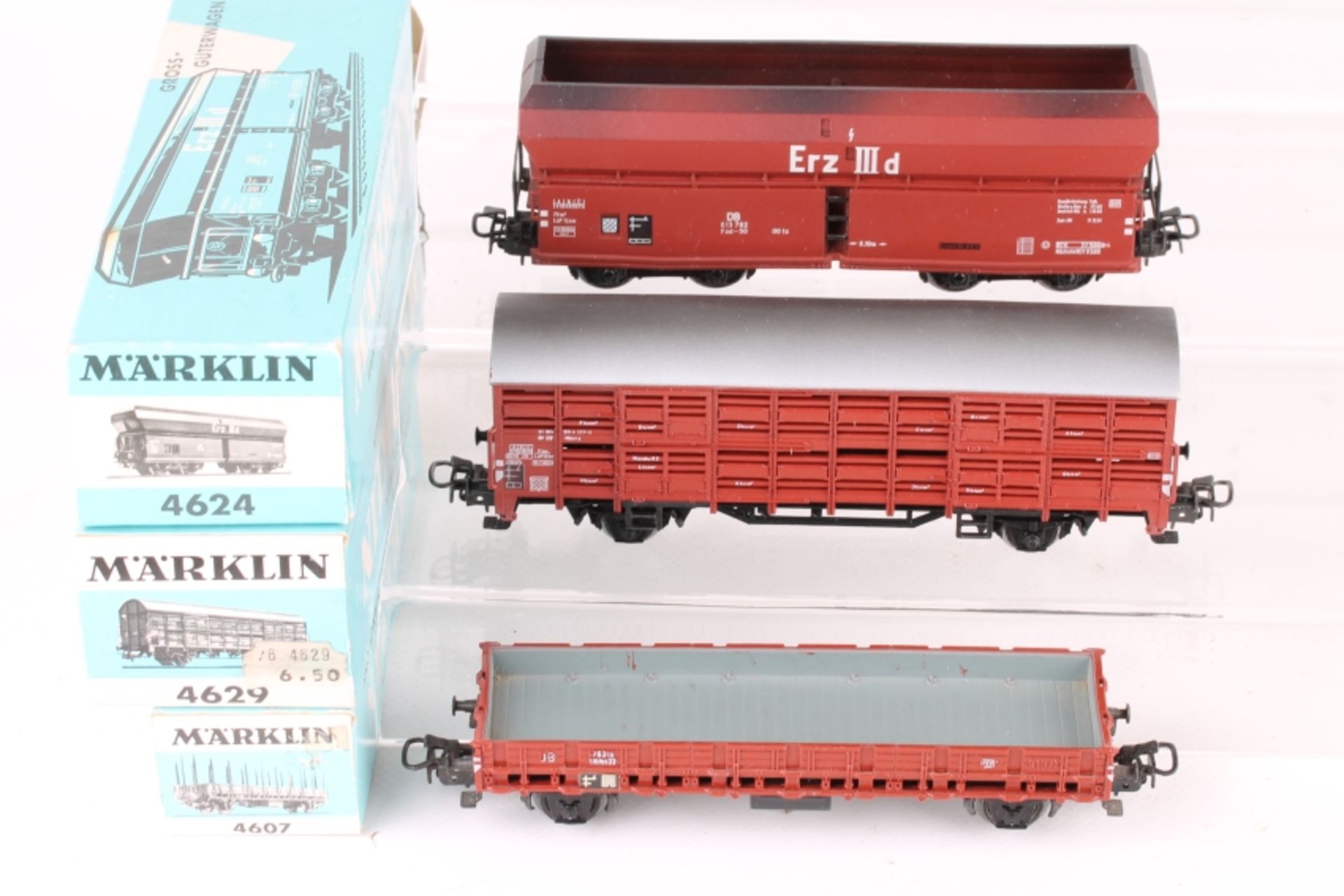 Märklin, drei Güterwagen Märklin, drei Güterwagen, 4607. 4624, 4629, Aufbauten etwas verzogen,